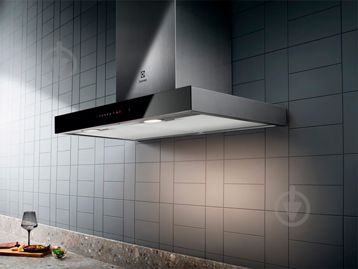 Вытяжка Electrolux LFT766X - фото 4 Вытяжка Electrolux LFT766X - фото 4