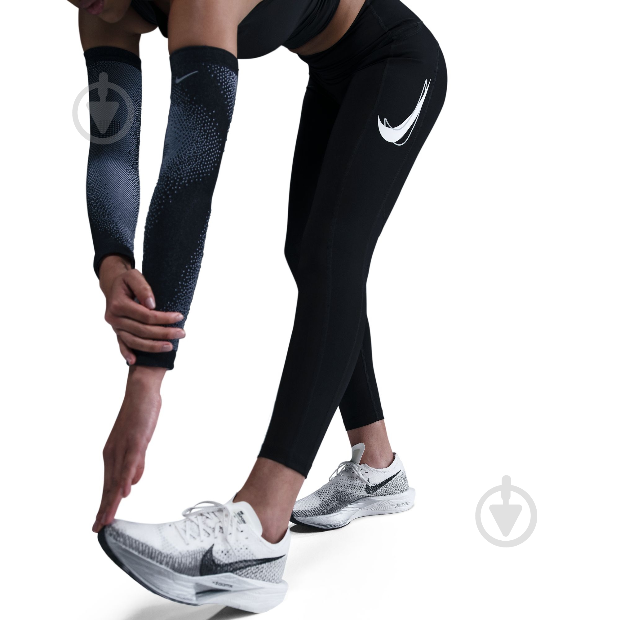 Тайтсы Nike W NK FAST DF MR 7/8 TGT SW HV8555-010 р.XL черный - фото 5 Тайтсы Nike W NK FAST DF MR 7/8 TGT SW HV8555-010 р.XL черный - фото 5