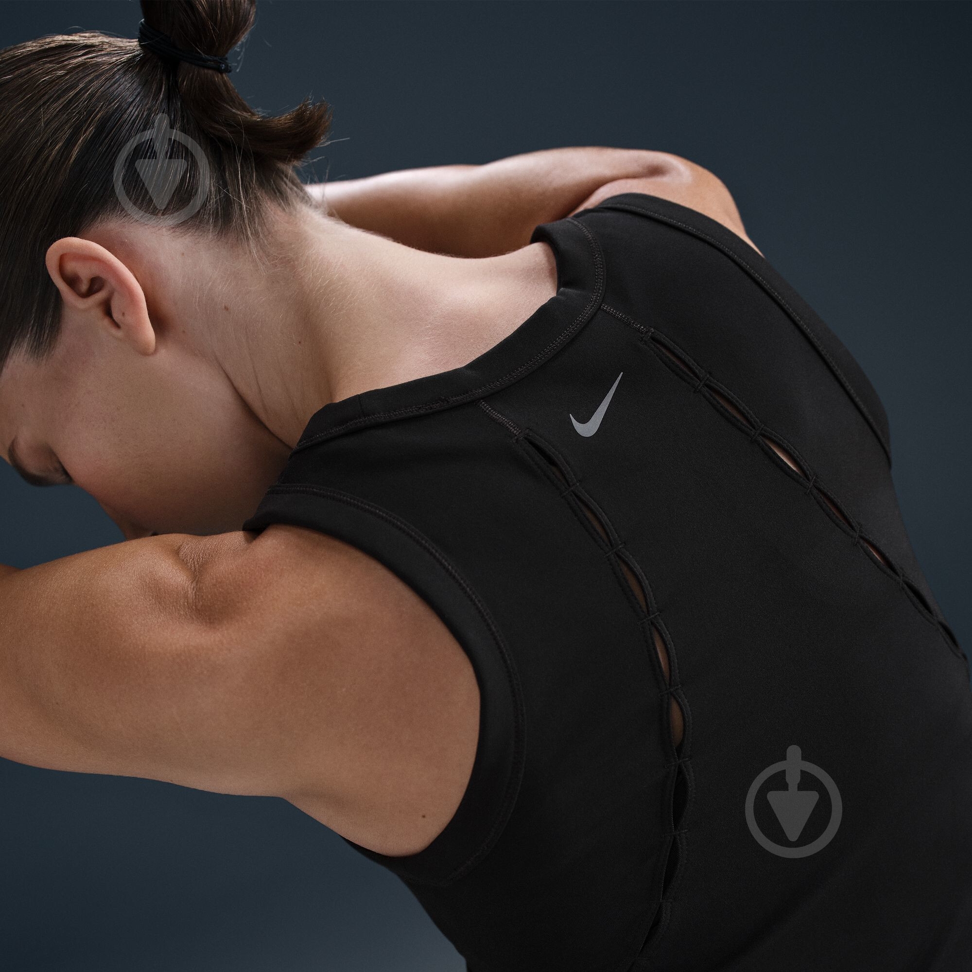 Топ Nike W NK ONE FITTED DF TANK CPSL HM6398-010 р.XS черный - фото 11 Топ Nike W NK ONE FITTED DF TANK CPSL HM6398-010 р.XS черный - фото 11