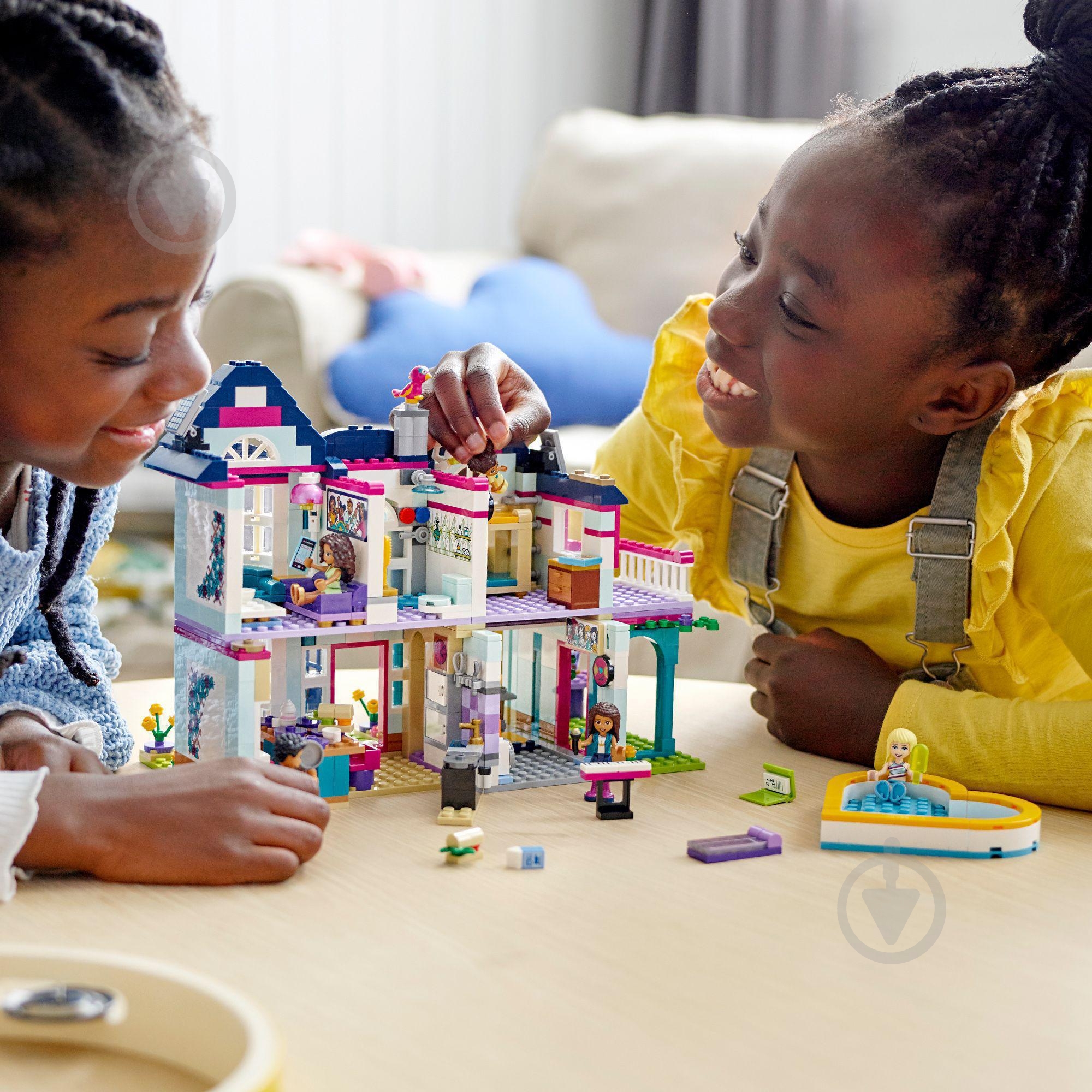 Конструктор LEGO Friends Семейный дом Андреа 41449 - фото 13