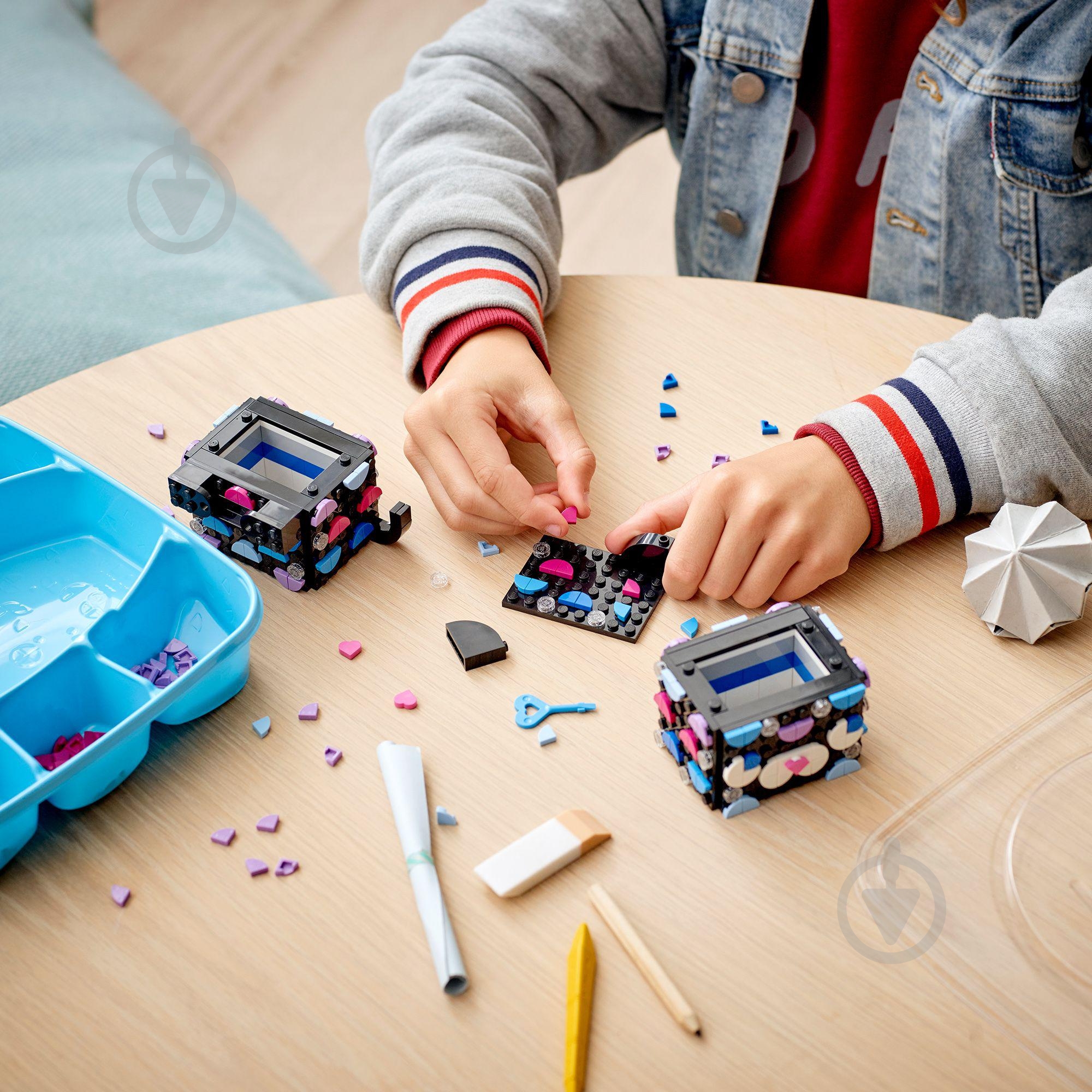 ᐉ Конструктор LEGO DOTS Секретная шкатулка 41924 • Купить в Киеве