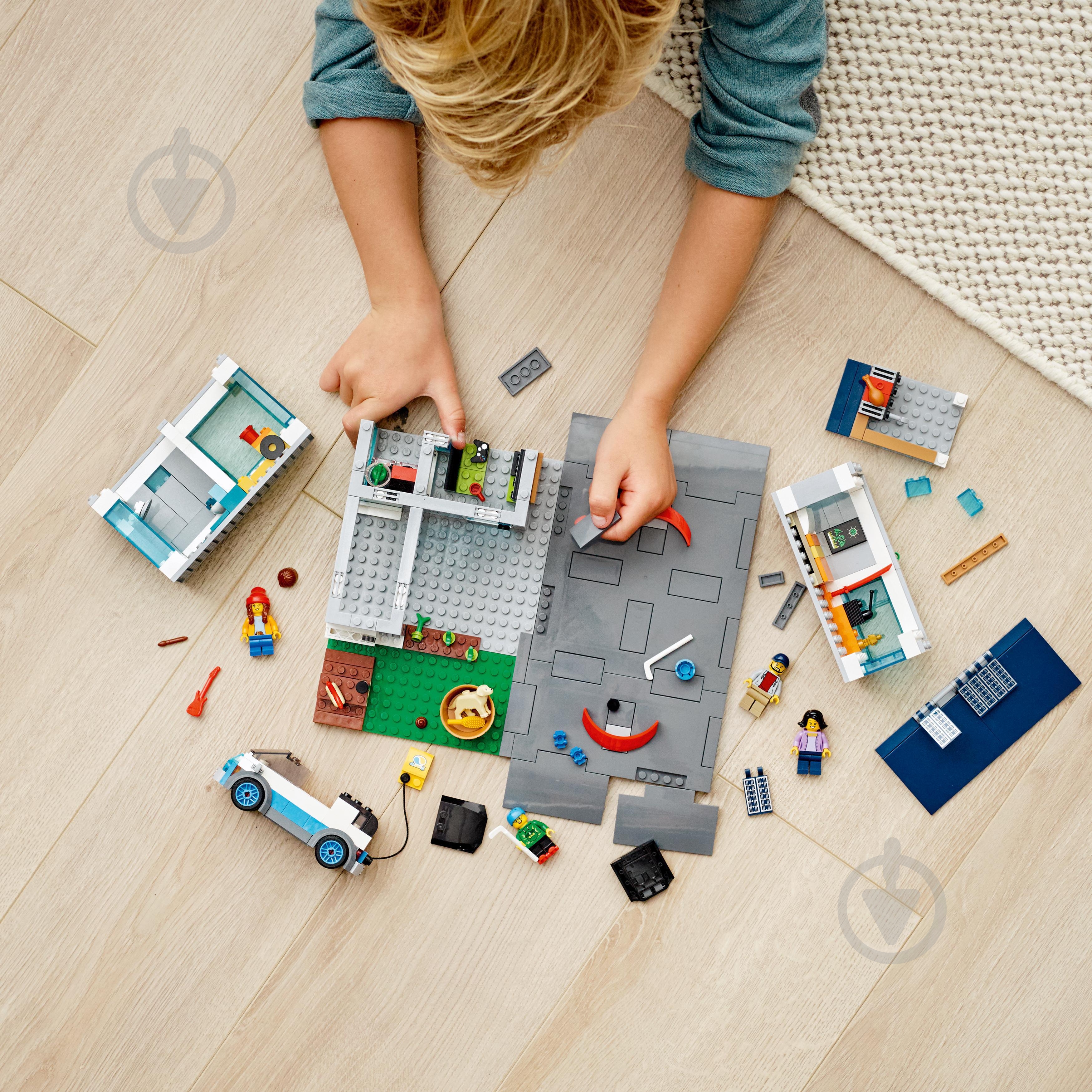 Конструктор LEGO City Современный семейный дом 60291 - фото 4 Конструктор LEGO City Современный семейный дом 60291 - фото 4