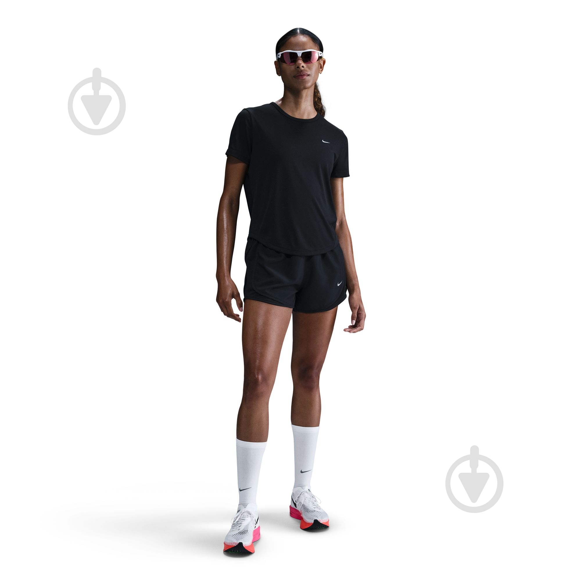 Футболка Nike W NK TEMPO DF SS TOP HQ0648-010 р.M чорний - фото 2 Футболка Nike W NK TEMPO DF SS TOP HQ0648-010 р.M чорний - фото 2