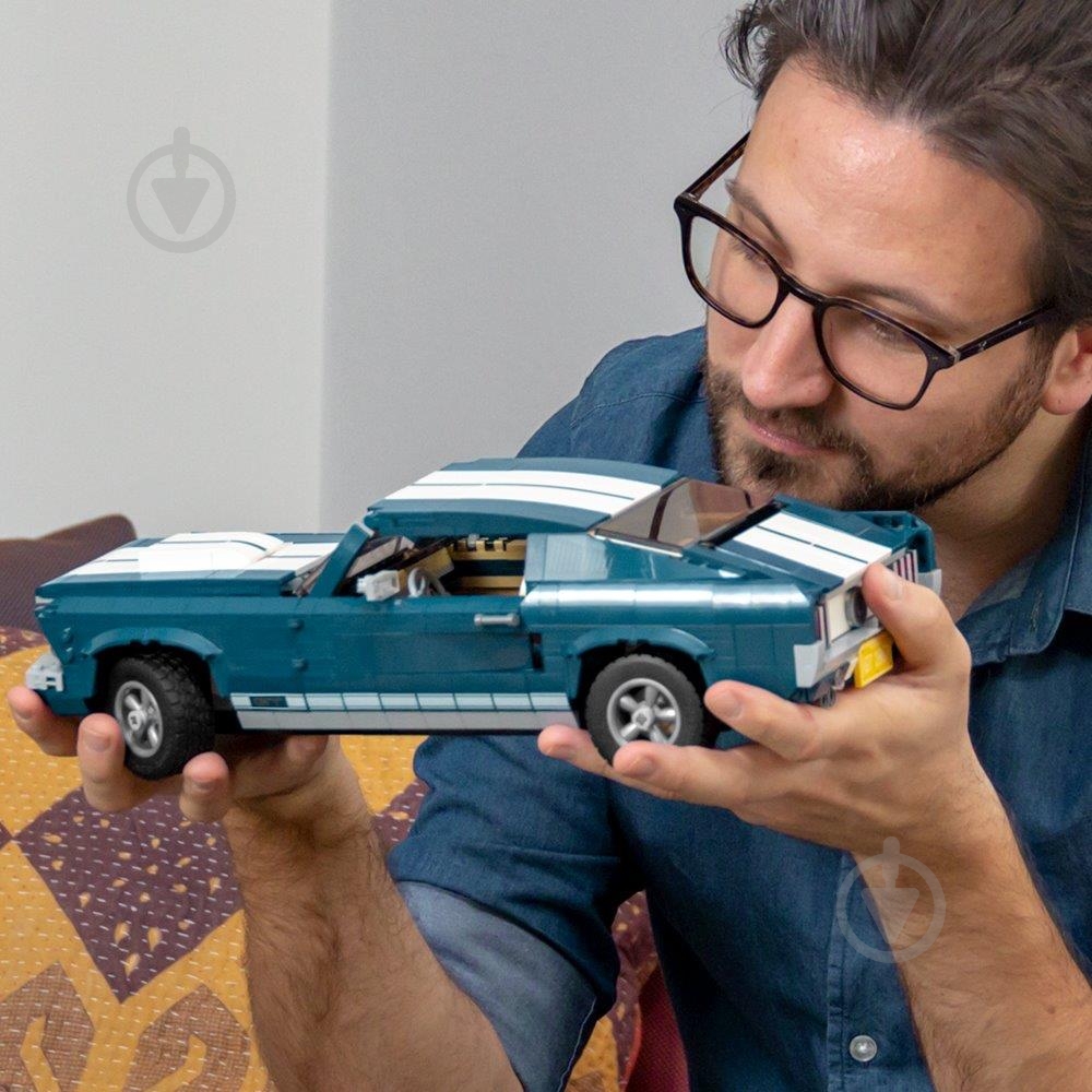 Конструктор LEGO Creator Ford Mustang 10265 - фото 6 Конструктор LEGO Creator Ford Mustang 10265 - фото 6