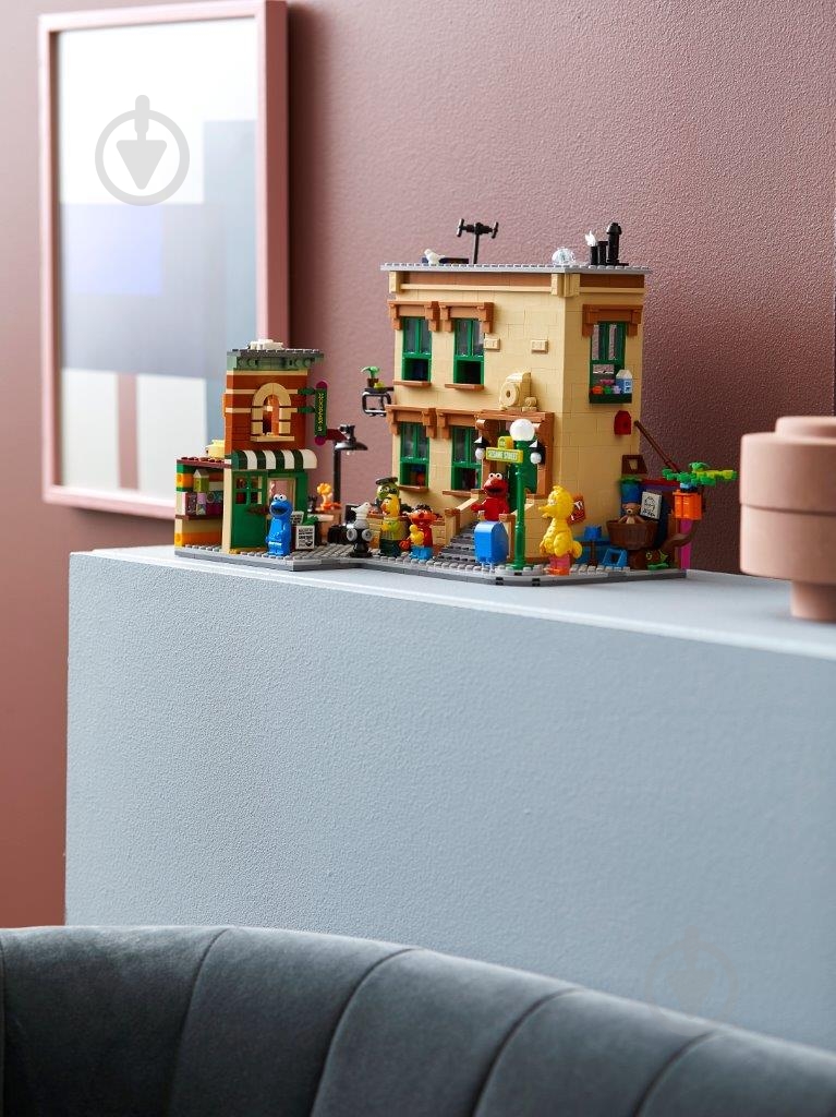 Конструктор LEGO Ideas 123 Sesame Street 21324 - фото 5 Конструктор LEGO Ideas 123 Sesame Street 21324 - фото 5
