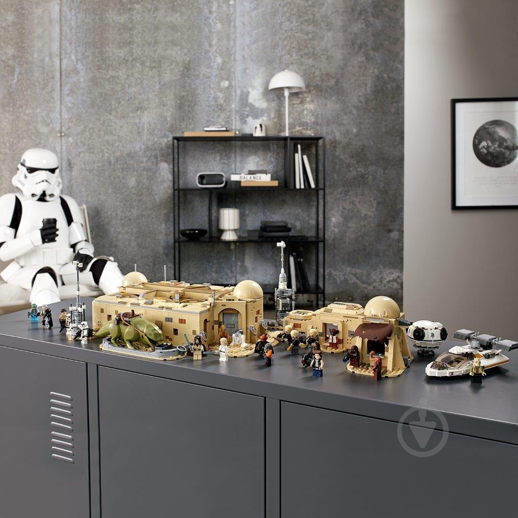 Конструктор LEGO Star Wars Бар у Мос-Ейслі 75290 - фото 5
