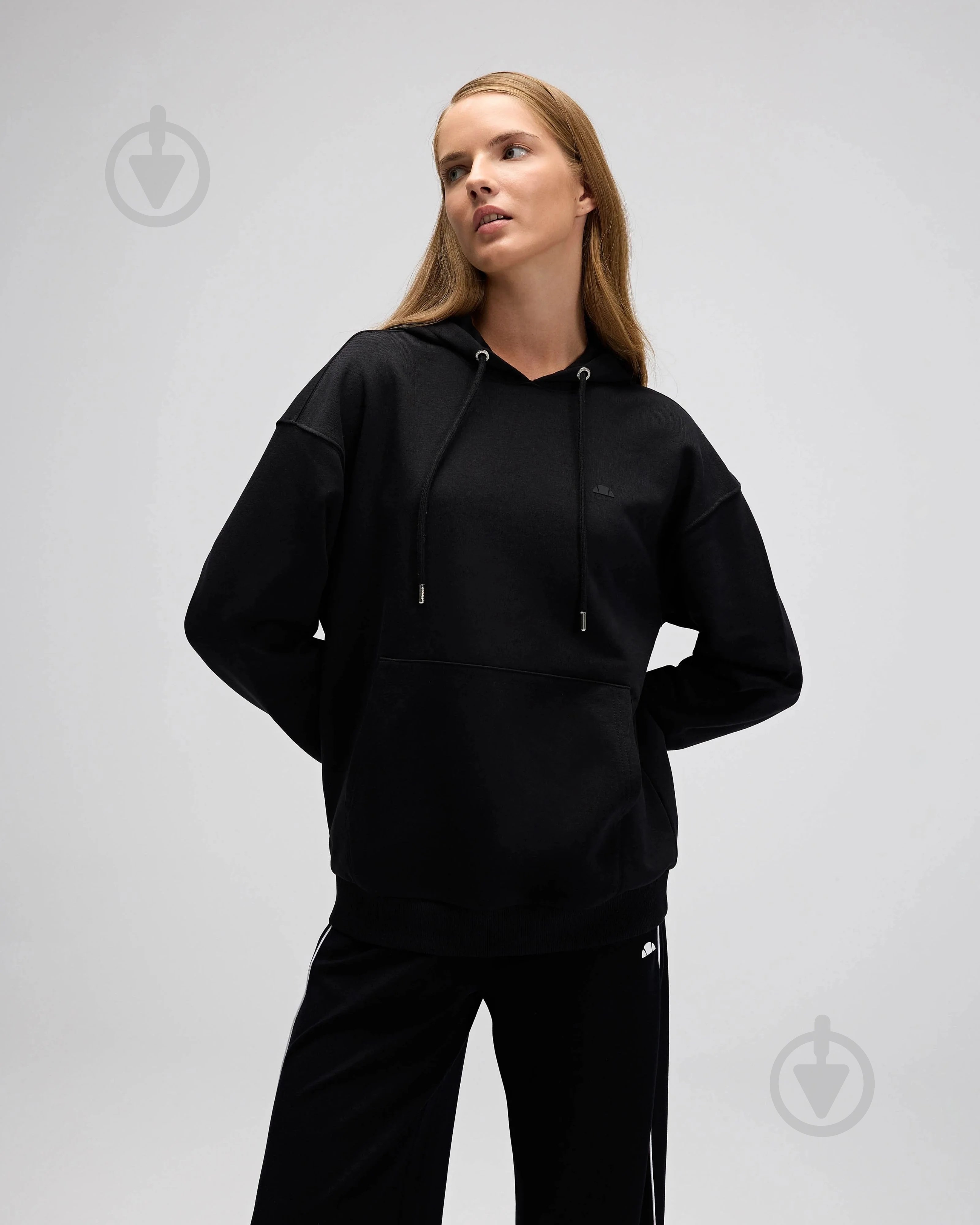 Джемпер Ellesse EF526-Black р.S черный - фото 1 Джемпер Ellesse EF526-Black р.S черный - фото 1