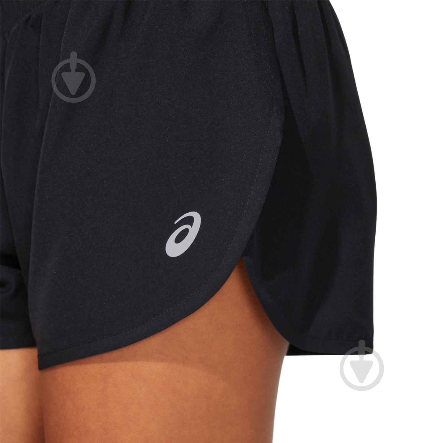 Шорти Asics CORE SPLIT SHORT 2012C340_001 р. M чорний - фото 4