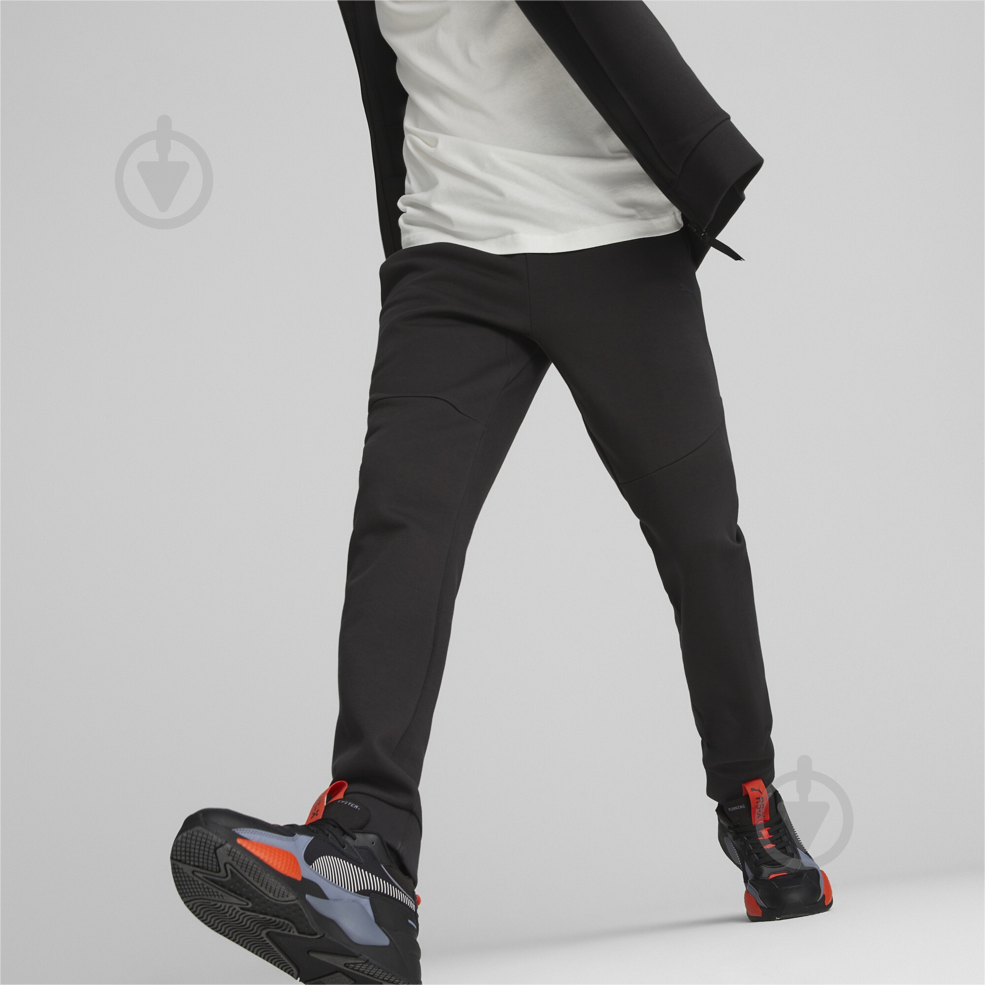 Штани Puma PUMATECH TRACK PANTS DK 53828601 р. S чорний - фото 3