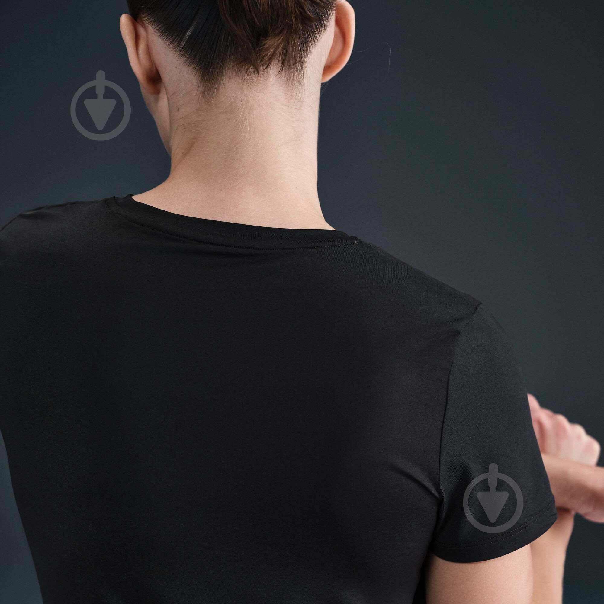 Футболка Nike W NK ONE CLASSIC DF SS TOP WT IB9408-010 р.XL черный - фото 10 Футболка Nike W NK ONE CLASSIC DF SS TOP WT IB9408-010 р.XL черный - фото 10