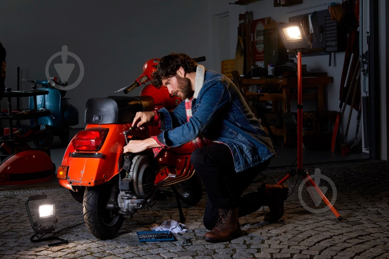Прожектор Osram LED Worklight 30 Вт IP65 графитовый - фото 3 Прожектор Osram LED Worklight 30 Вт IP65 графитовый - фото 3