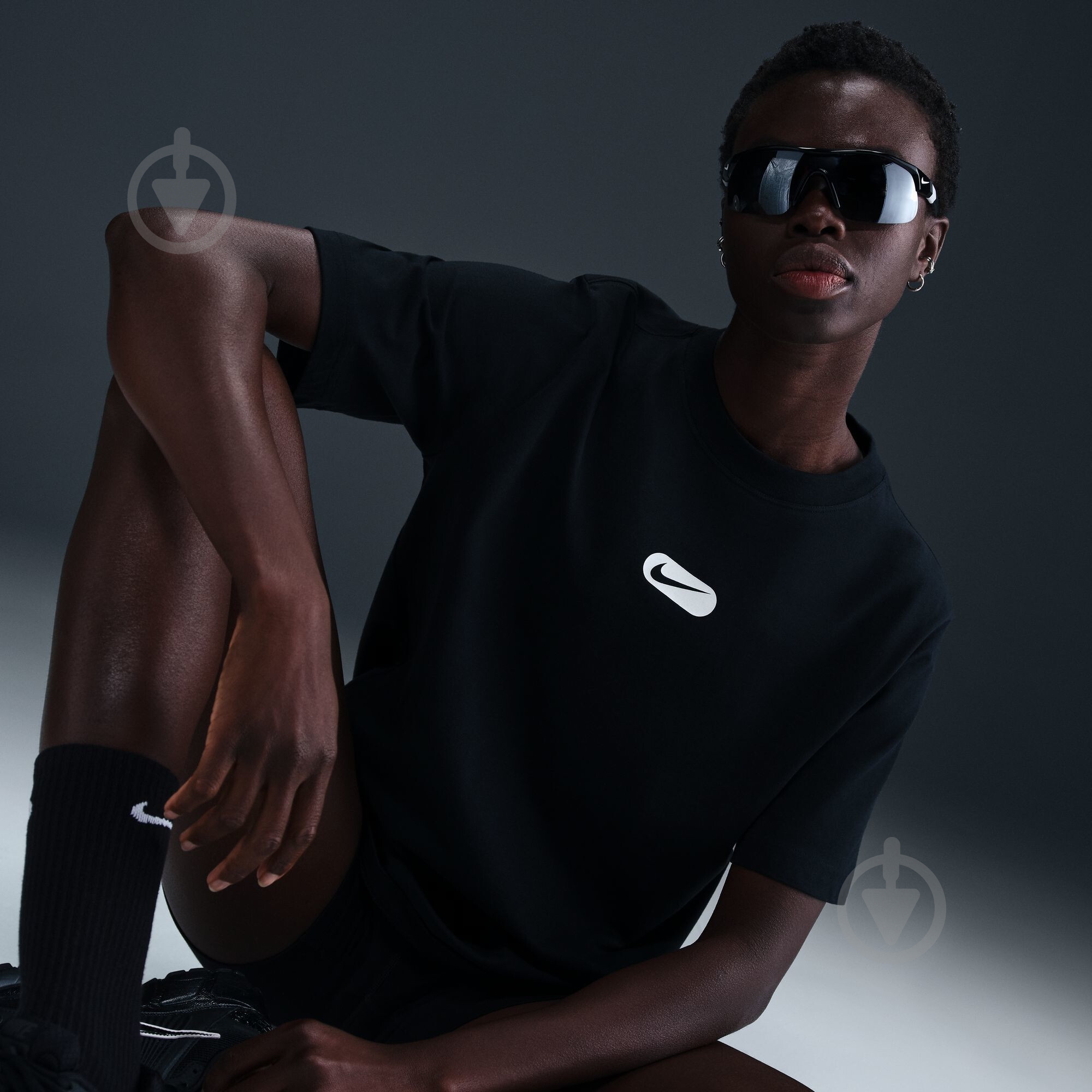 Футболка Nike W NSW CLUB SS TEE OC SWOOSH HQ1698-010 р.XS чорний - фото 11