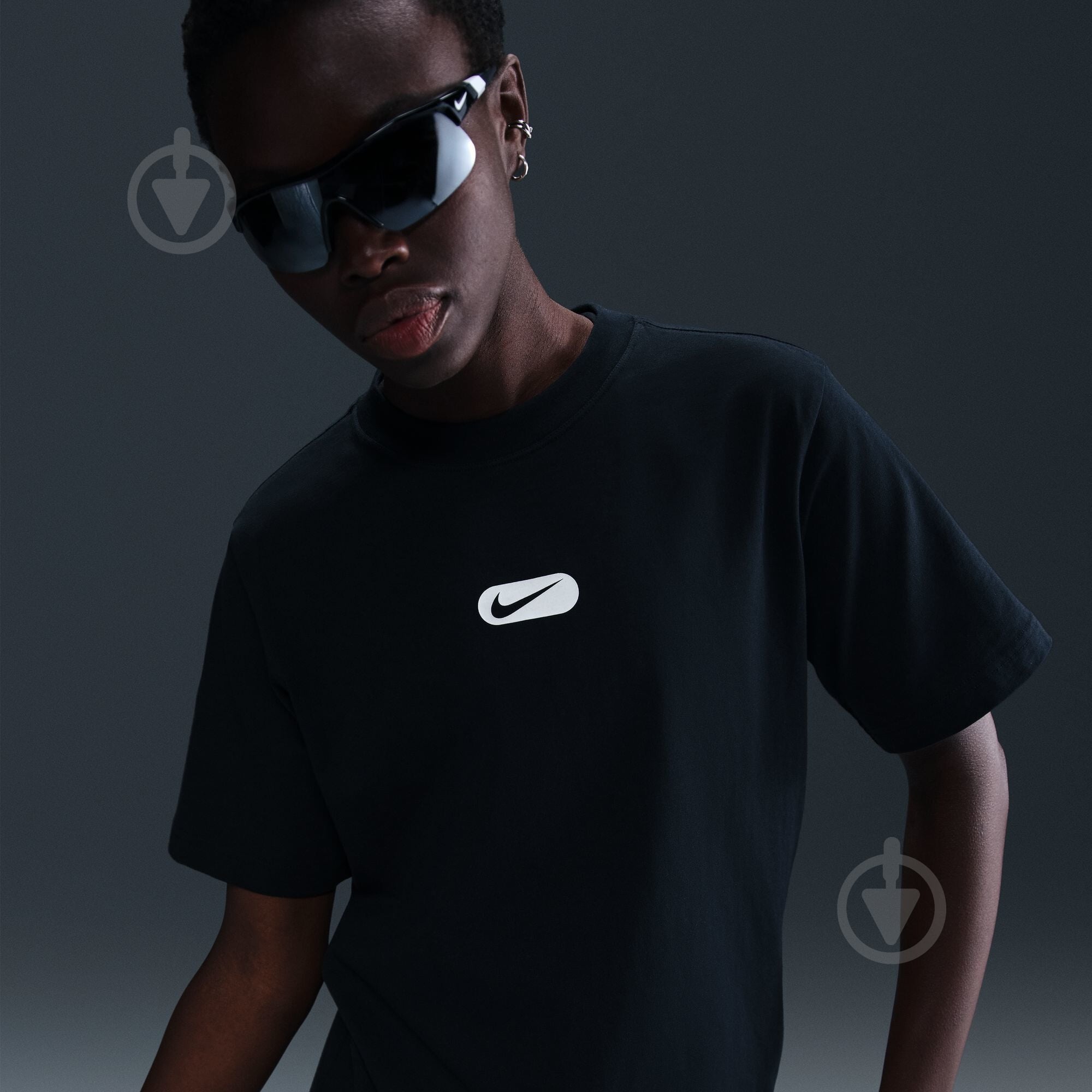 Футболка Nike W NSW CLUB SS TEE OC SWOOSH HQ1698-010 р.XS чорний - фото 9