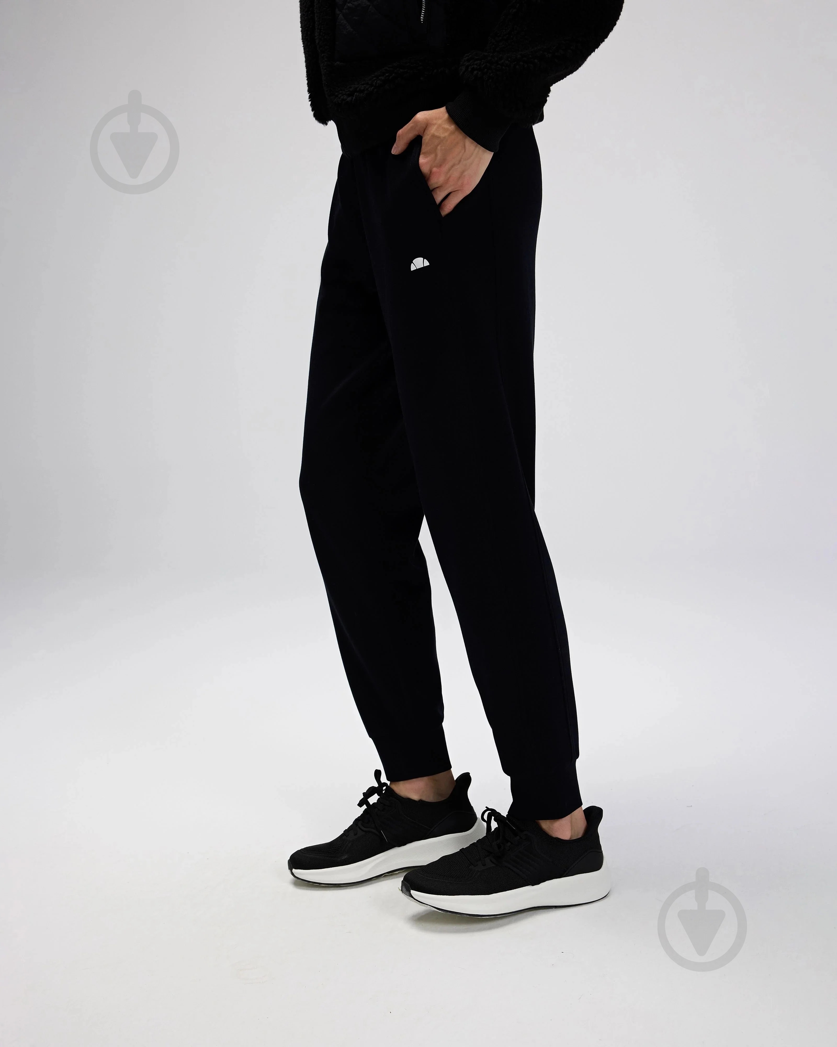 Штани Ellesse EF532-Black р. L чорний - фото 1 Штани Ellesse EF532-Black р. L чорний - фото 1