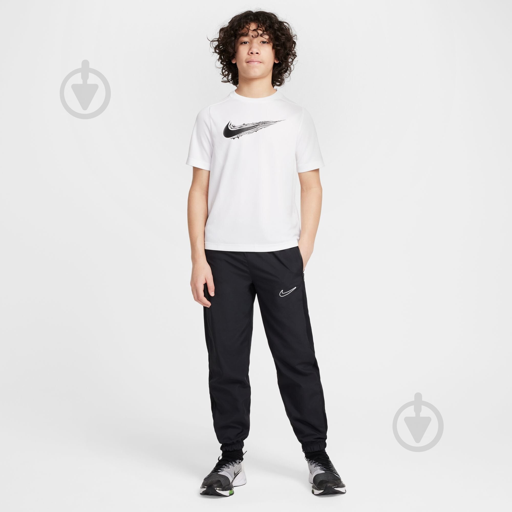 Футболка Nike B NK DF MULTI SS TOP HBR HF8100-100 р.XL белый - фото 5 Футболка Nike B NK DF MULTI SS TOP HBR HF8100-100 р.XL белый - фото 5