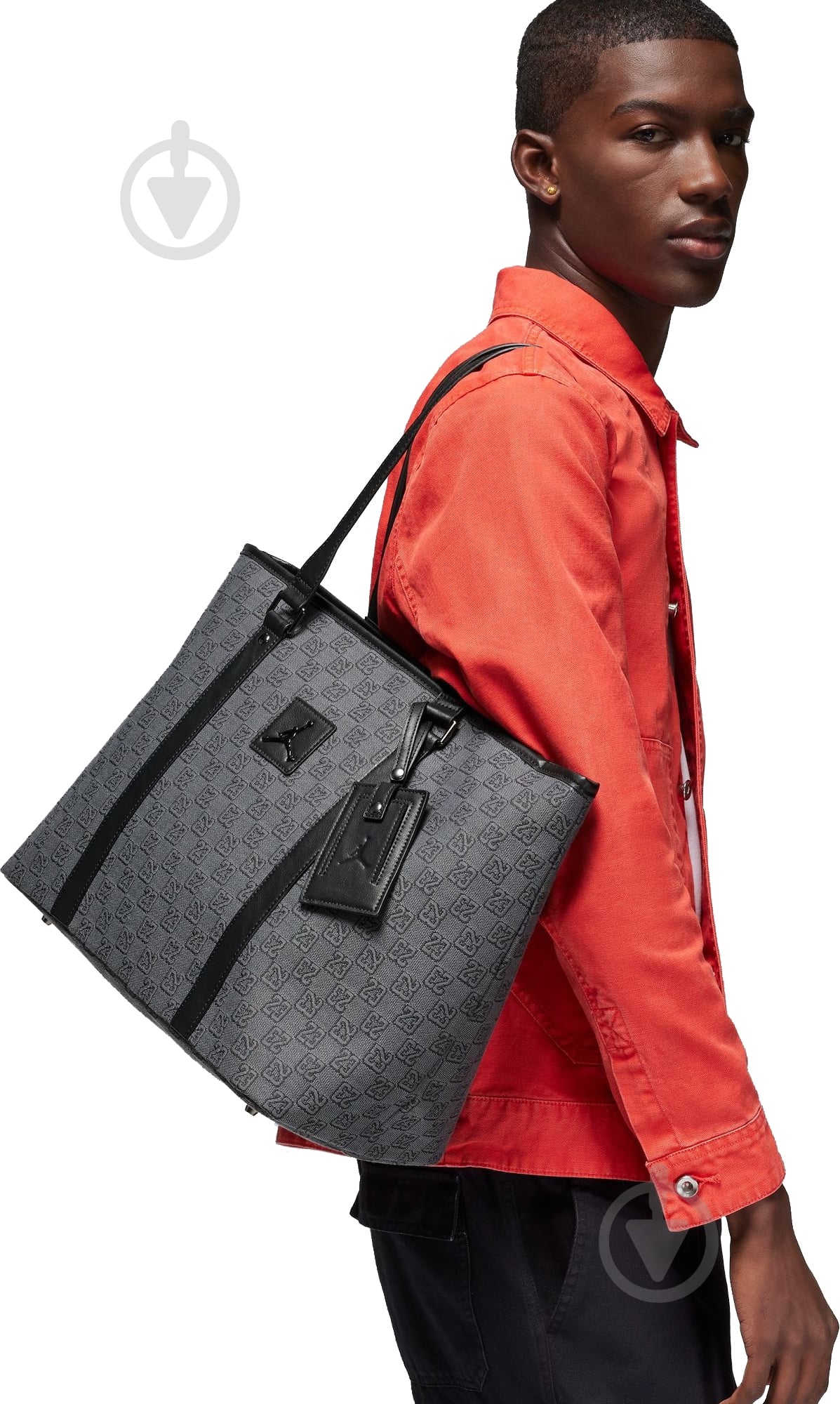 Сумка Jordan MONOGRAM TOTE MA0896-G9Q 32 л сірий - фото 8 Сумка Jordan MONOGRAM TOTE MA0896-G9Q 32 л сірий - фото 8