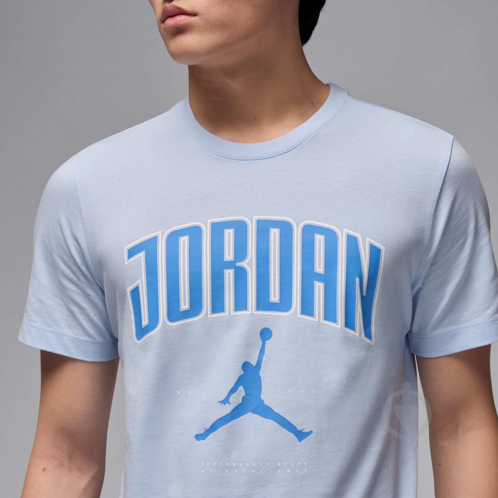 Футболка Jordan M J CITY 88 SS CREW HQ0009-407 р.2XL блакитний - фото 4 Футболка Jordan M J CITY 88 SS CREW HQ0009-407 р.2XL блакитний - фото 4