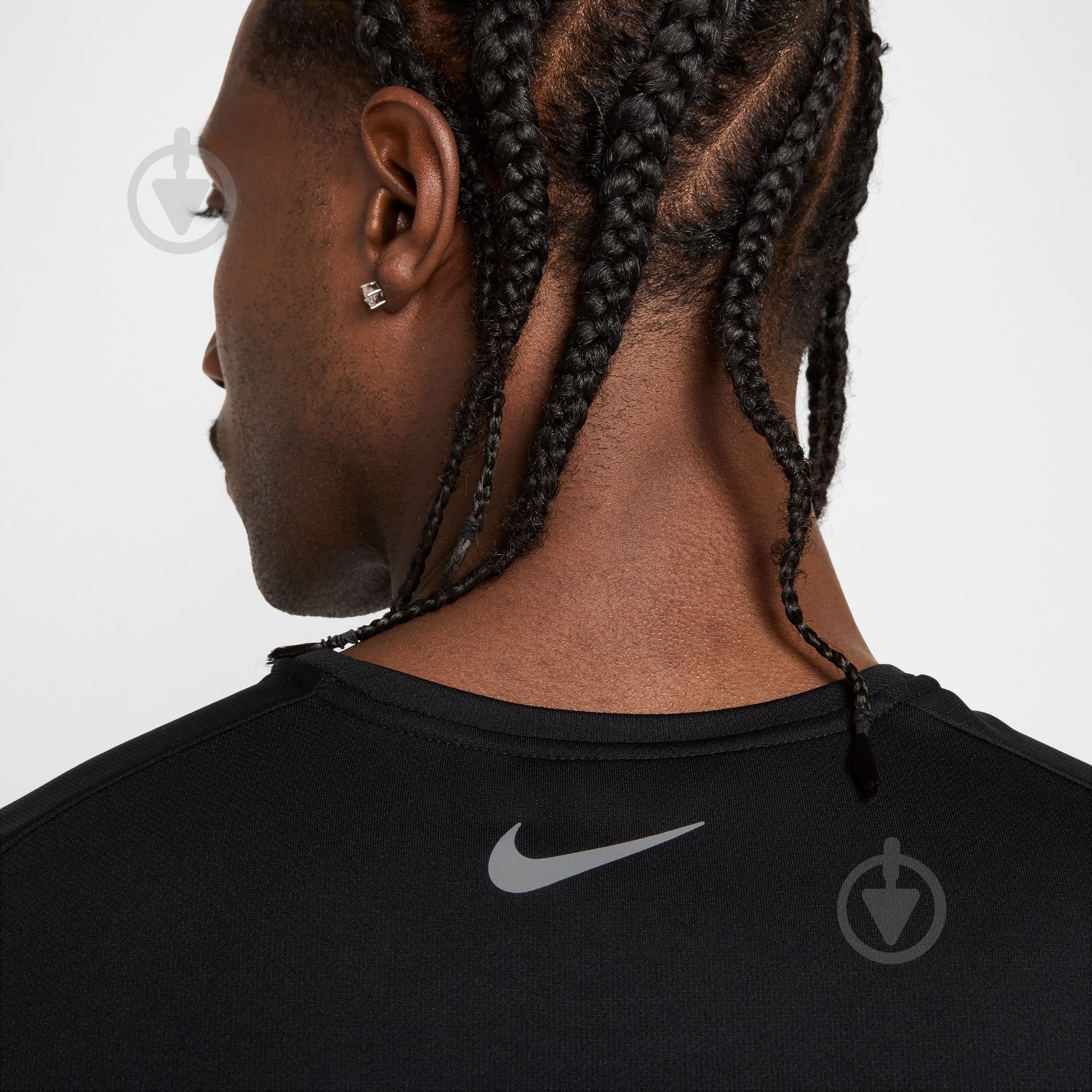 Футболка Nike M NK DF UV MILER FLASH SS IB4127-010 р.2XL черный - фото 4 Футболка Nike M NK DF UV MILER FLASH SS IB4127-010 р.2XL черный - фото 4