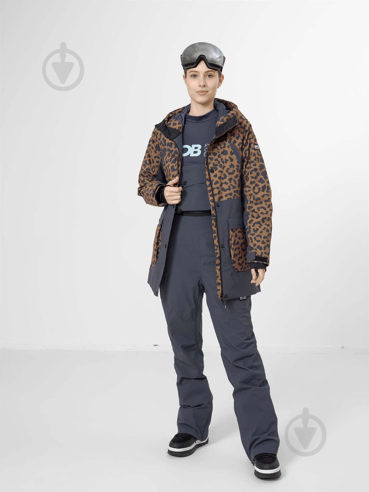 Куртка женская демисезонная 4F WOSNOWBOARD JACKET KUDS002 H4Z22-KUDS002-81A р.XS коричневая - фото 2 Куртка женская демисезонная 4F WOSNOWBOARD JACKET KUDS002 H4Z22-KUDS002-81A р.XS коричневая - фото 2