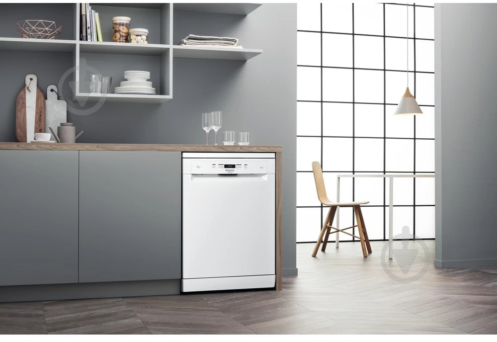 Посудомийна машина Hotpoint HFC 3C41 CW - фото 3