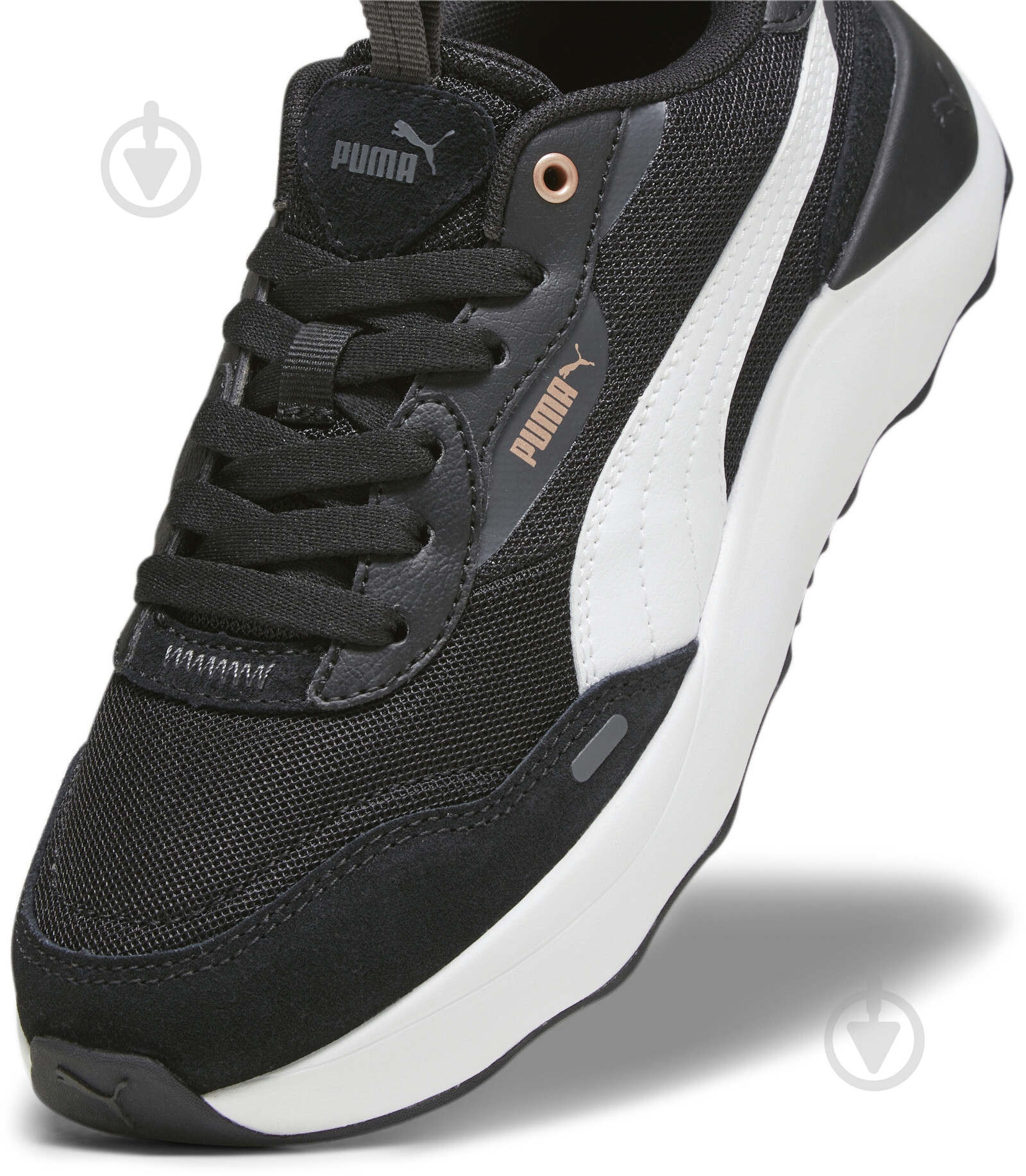 Кросівки жіночі Puma RUNTAMED PLATFORM 39232402 р.36 чорні - фото 4