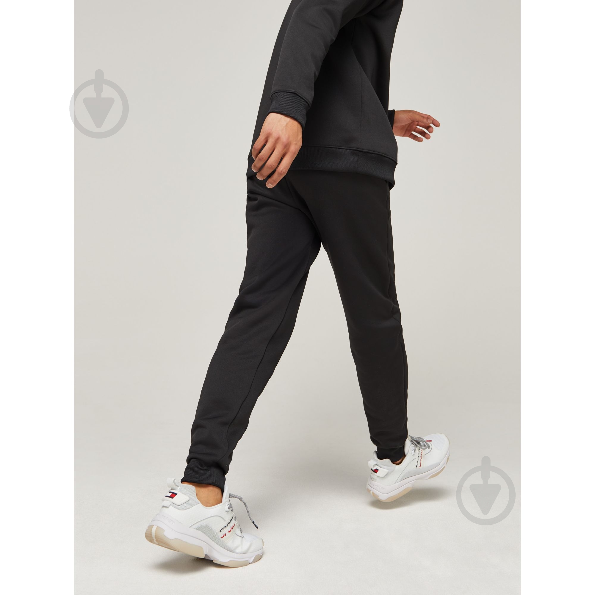 Брюки Tommy Hilfiger FLEECE HBR LOGO JOGGER S20S200189003 р. M черный - фото 2