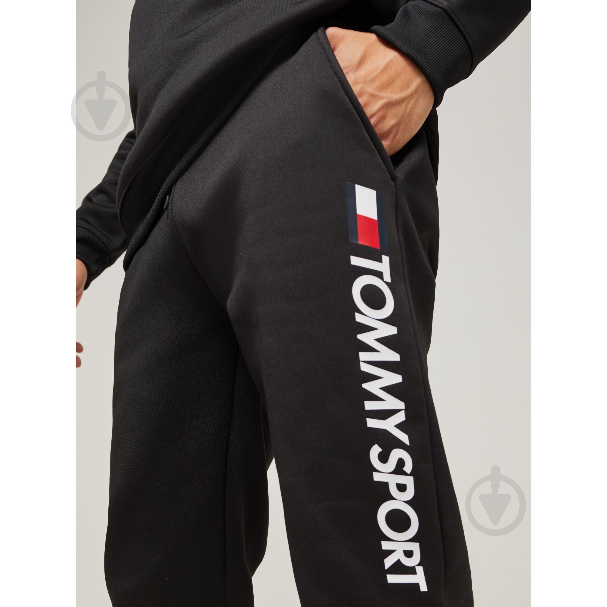 Брюки Tommy Hilfiger FLEECE HBR LOGO JOGGER S20S200189003 р. M черный - фото 3