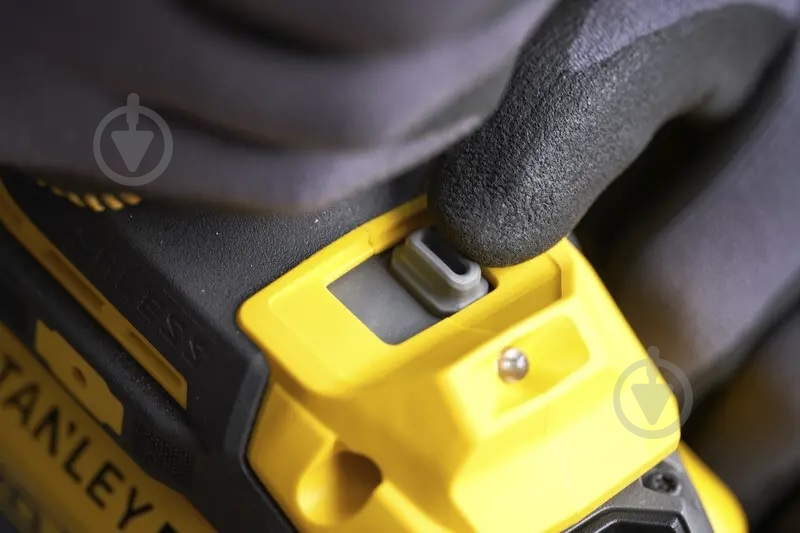 Гайковерт аккумуляторный Stanley FatMax 950 Нм SFMCF940B - фото 13