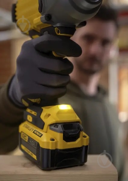 Гайковерт аккумуляторный Stanley FatMax 950 Нм SFMCF940B - фото 14