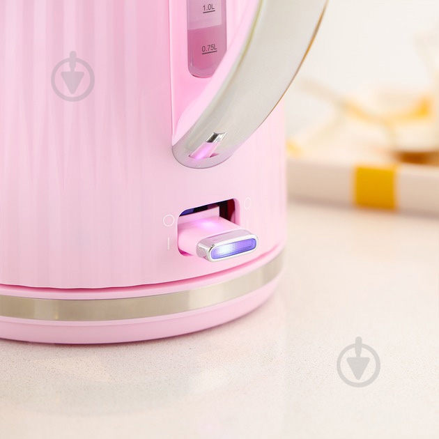 Электрочайник Russell Hobbs Eden Kettle 27362-70 Raspberry - фото 9
