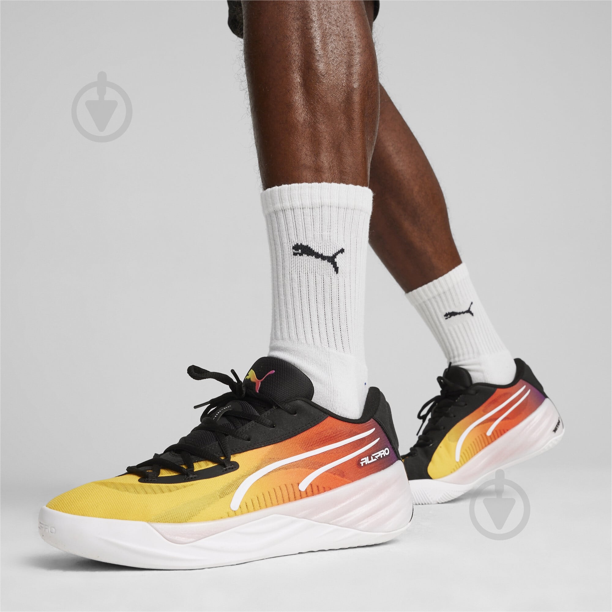 Кроссовки мужские Puma ALL-PRO NITRO SHOWTIME 30989001 р.46 разноцветные - фото 3 Кроссовки мужские Puma ALL-PRO NITRO SHOWTIME 30989001 р.46 разноцветные - фото 3