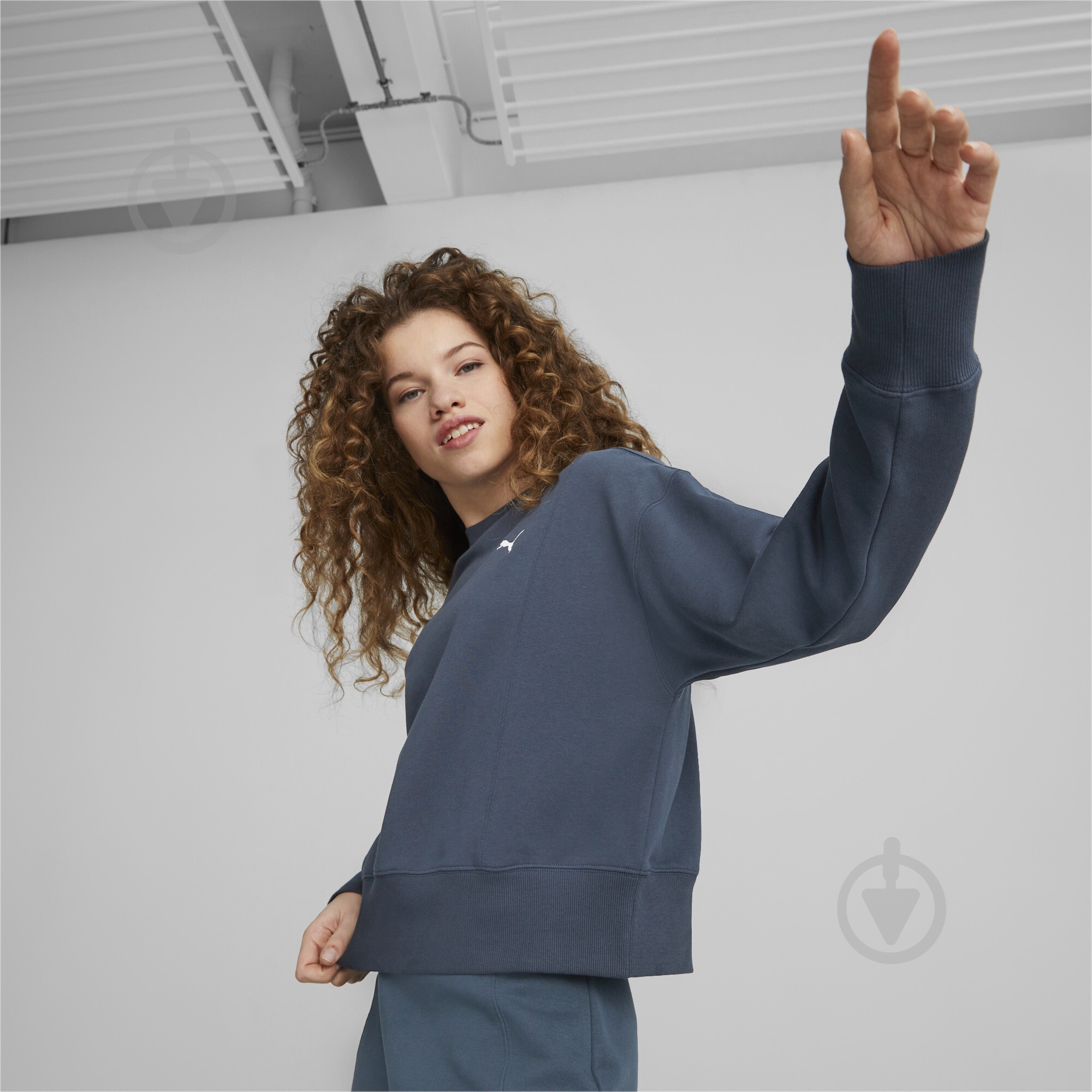 Свитшот Puma HER CREW TR 67310916 р.M синий - фото 3 Свитшот Puma HER CREW TR 67310916 р.M синий - фото 3