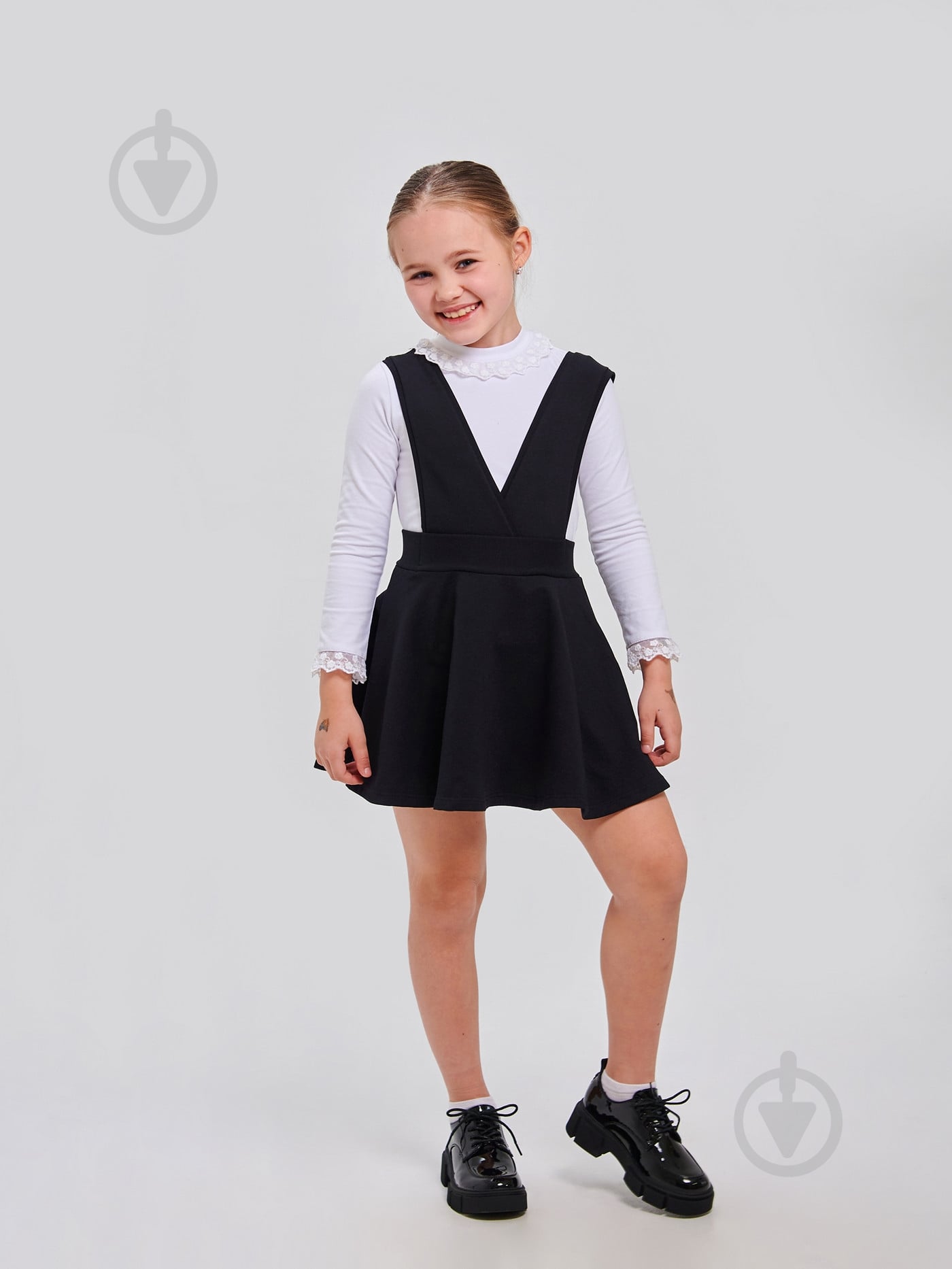 Сарафан для дівчаток Smil р.122 чорний 120401 - фото 1 Сарафан для дівчаток Smil р.122 чорний 120401 - фото 1