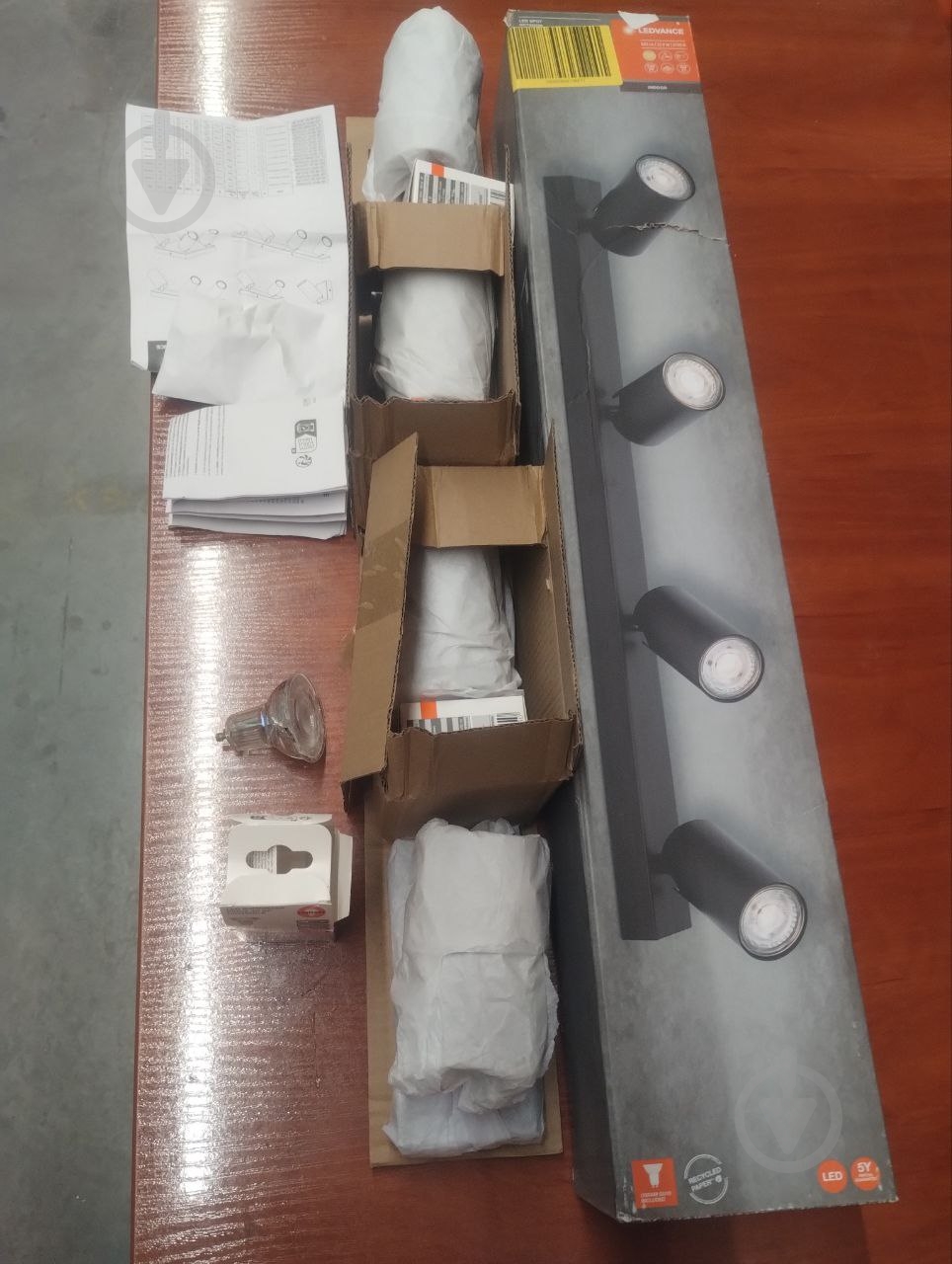 УЦІНКА! Спот Ledvance Octagon 4x3,4 Вт GU10 чорний (УЦ №2878) - фото 12 УЦІНКА! Спот Ledvance Octagon 4x3,4 Вт GU10 чорний (УЦ №2878) - фото 12