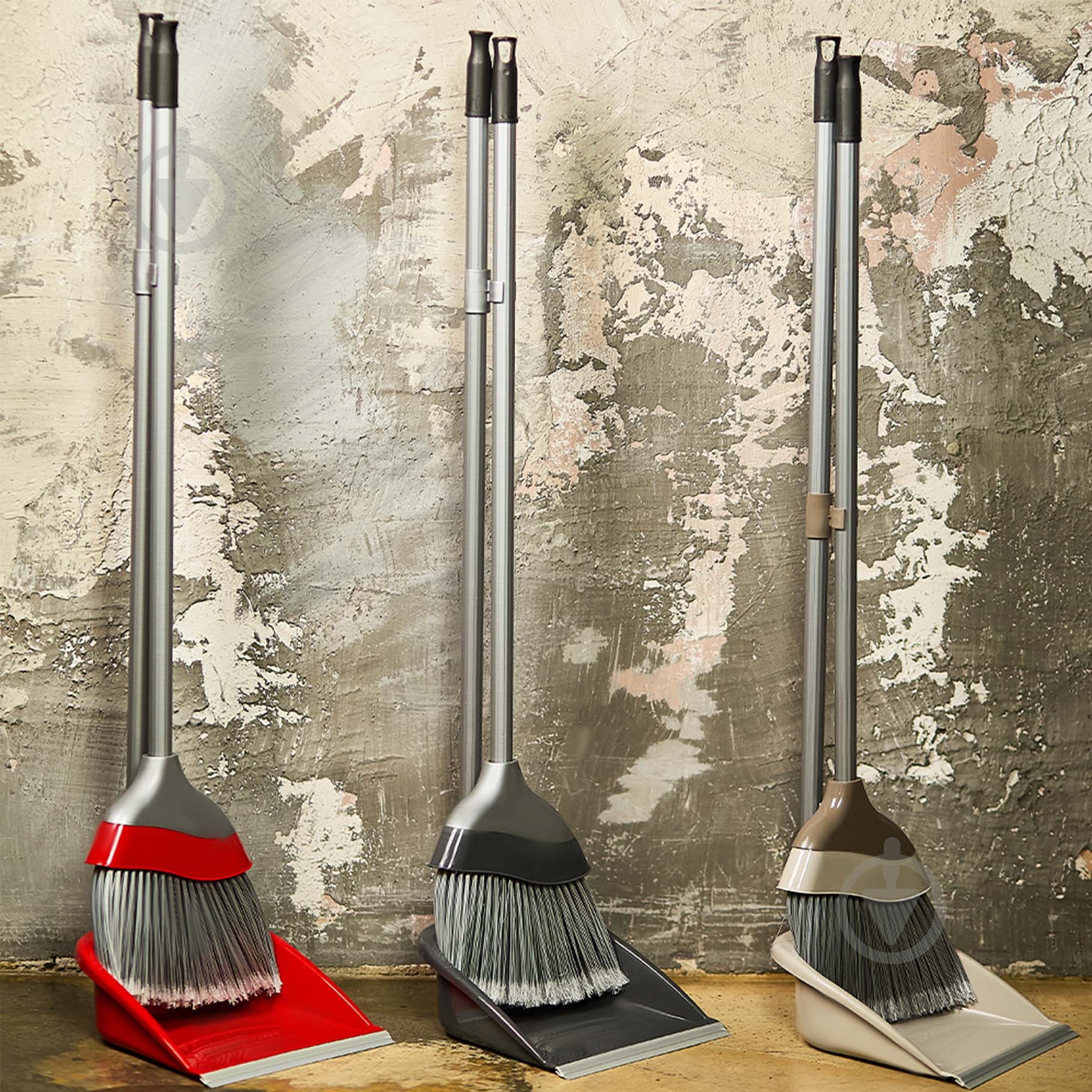 Совок зі щіткою Євро Алеана 96 см червоний із сірим - фото 3 Совок зі щіткою Євро Алеана 96 см червоний із сірим - фото 3