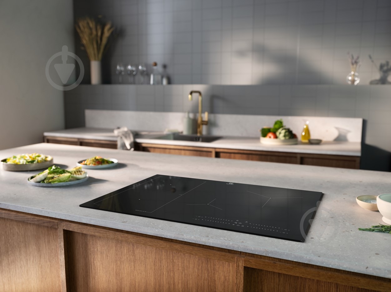 Варочная поверхность индукционная Electrolux EIS77453 - фото 5