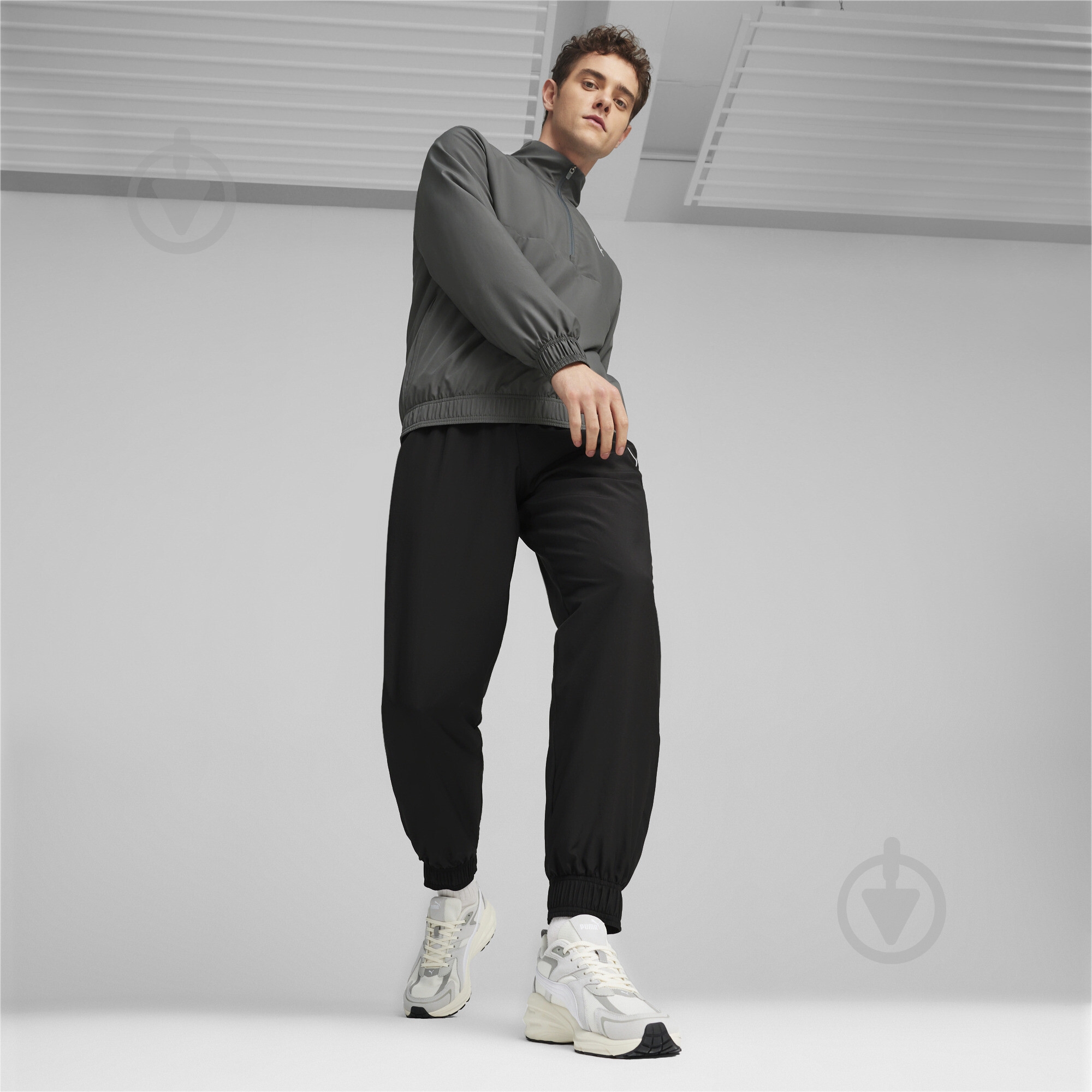 Кросівки чоловічі Puma HYPNOTIC LS 39529503 р.44,5 сірі - фото 4