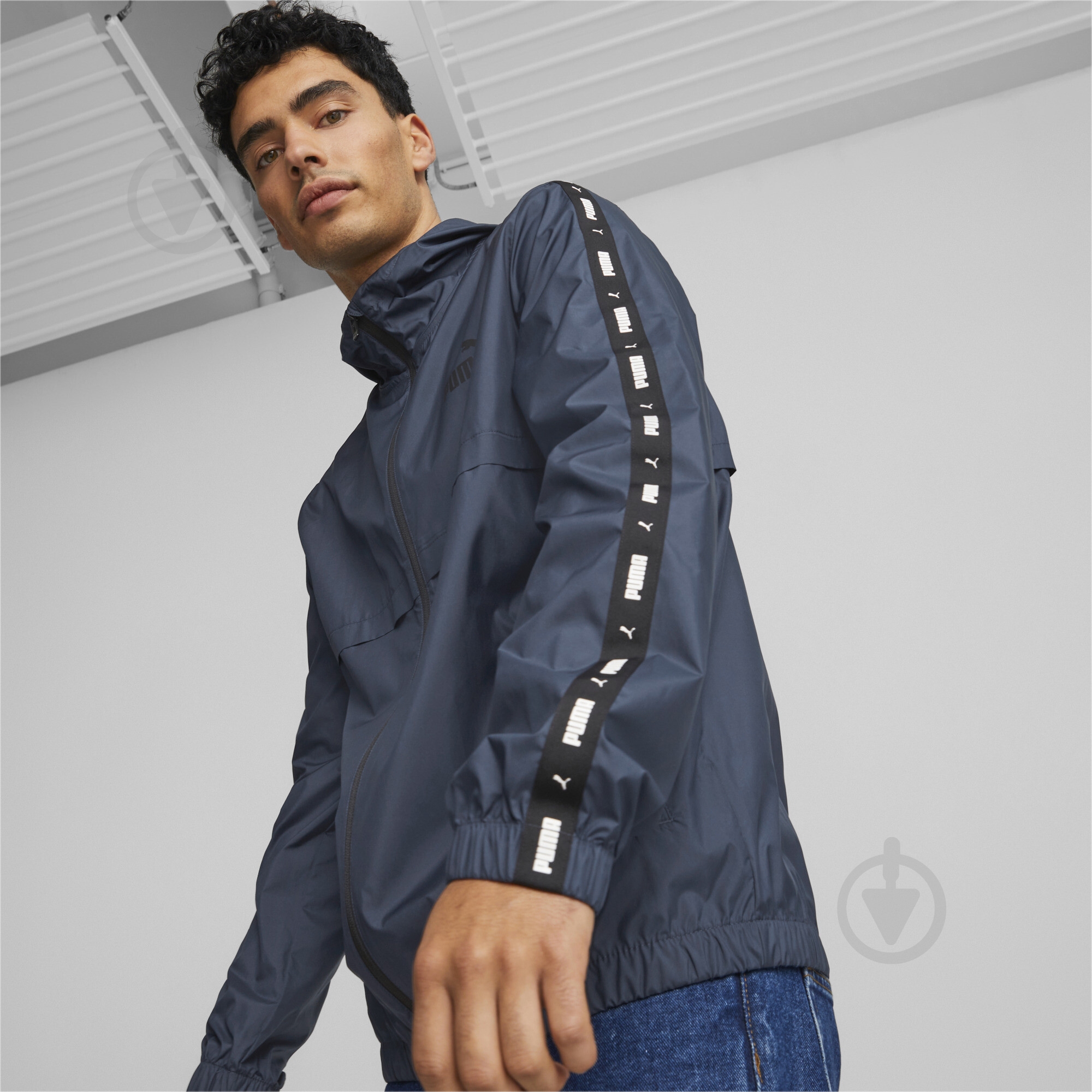 Ветровка мужская Puma ESS+ TAPE WINDBREAKER 84747716 р.S синяя - фото 3