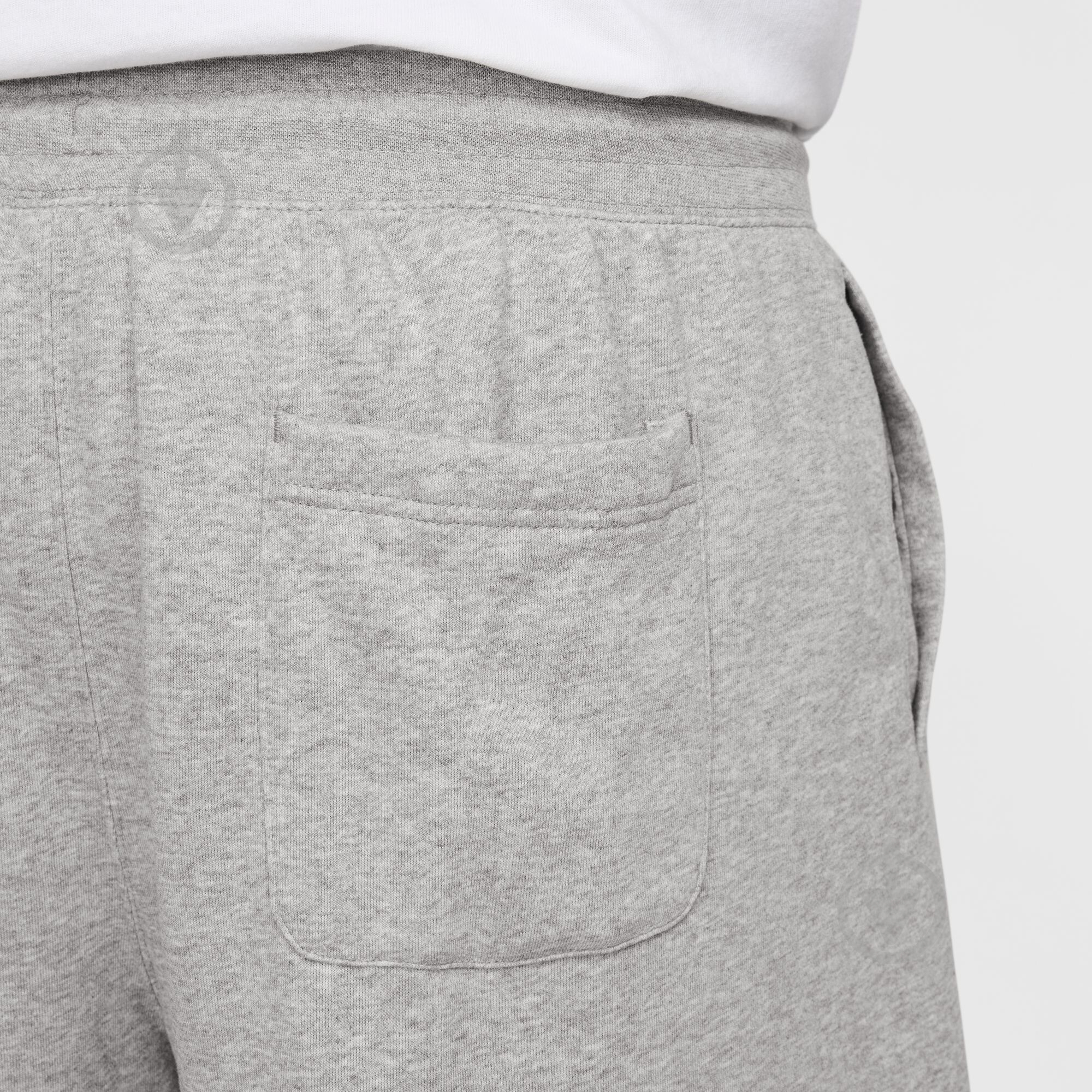 Шорты Nike M NK CLUB ALUMNI FT SHORT FQ4950-063 р. L серый - фото 12 Шорты Nike M NK CLUB ALUMNI FT SHORT FQ4950-063 р. L серый - фото 12