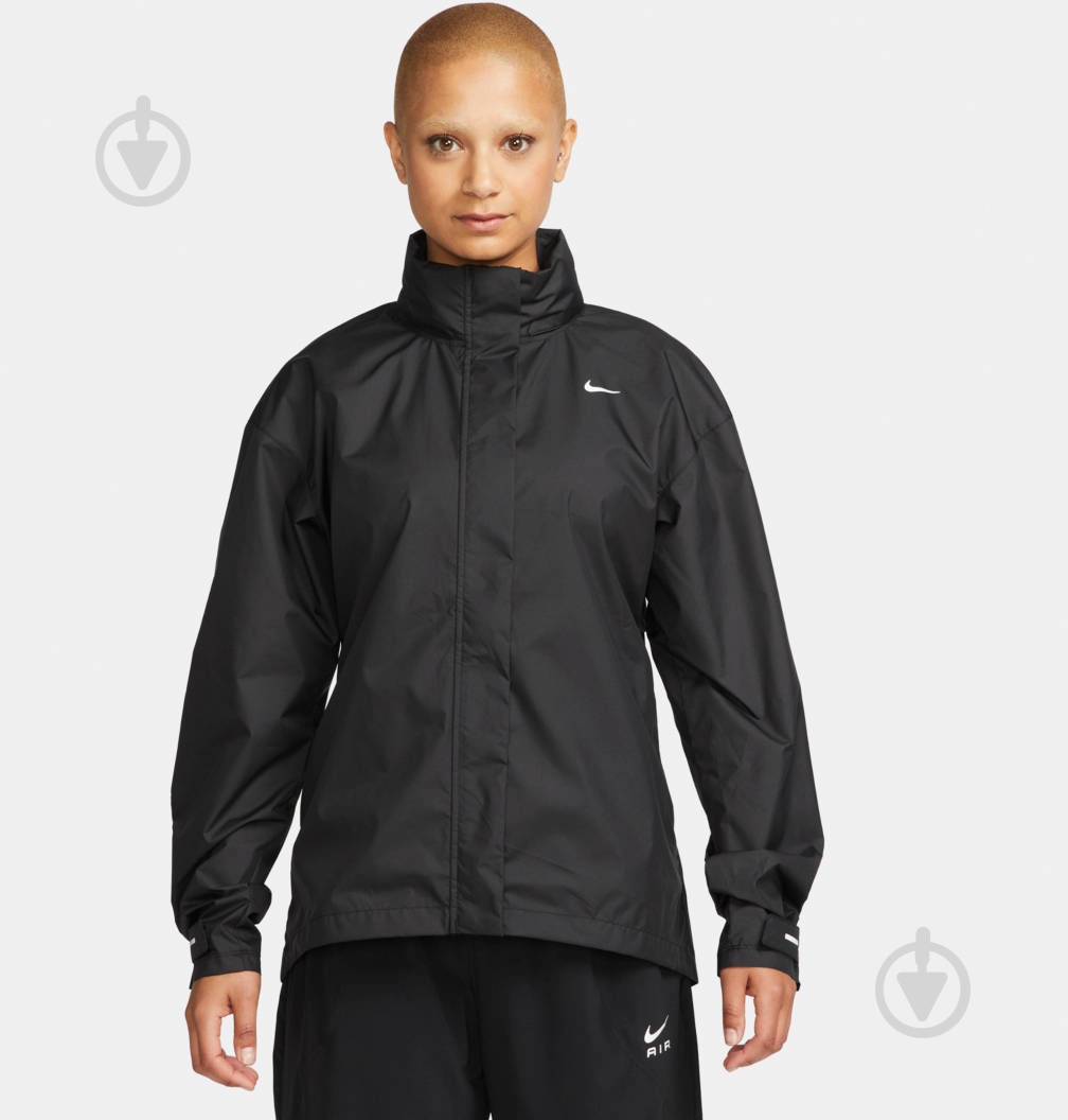 Вітрівка жіноча демісезонна Nike W NK FAST REPEL JACKET FB7451-010 р.S чорна - фото 1
