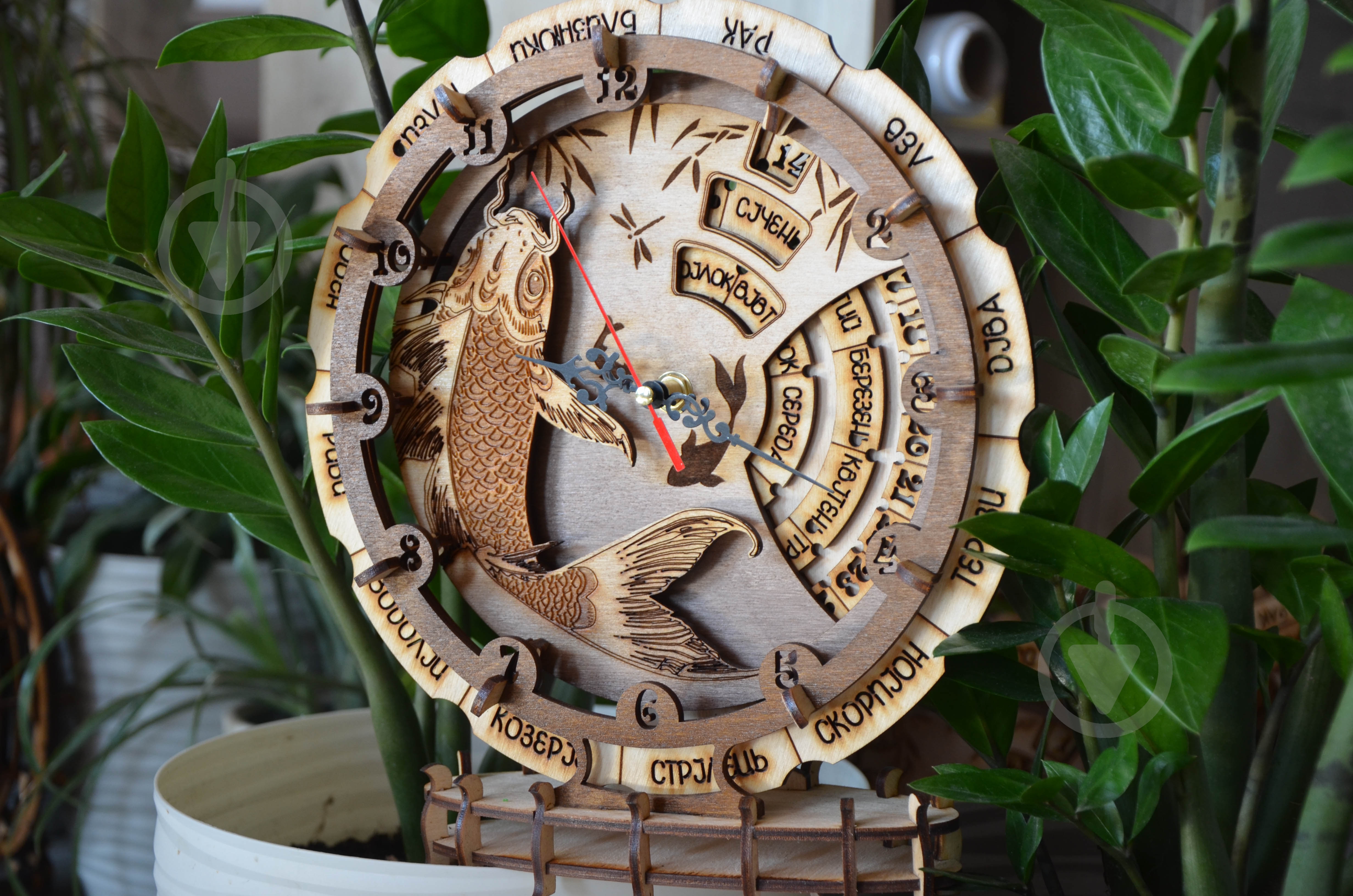 Годинник настільний Риба Коі d25.5 см - фото 4