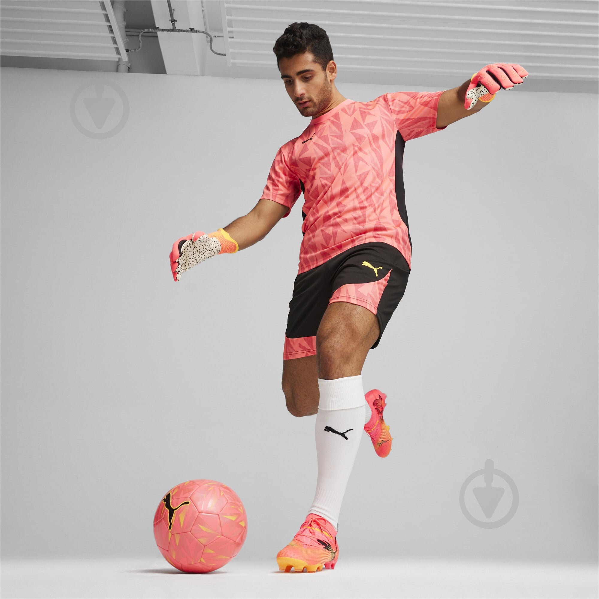 Шорты Puma INDIVIDUALFINAL FF. SHORTS 65926657 р. M черный - фото 5 Шорты Puma INDIVIDUALFINAL FF. SHORTS 65926657 р. M черный - фото 5