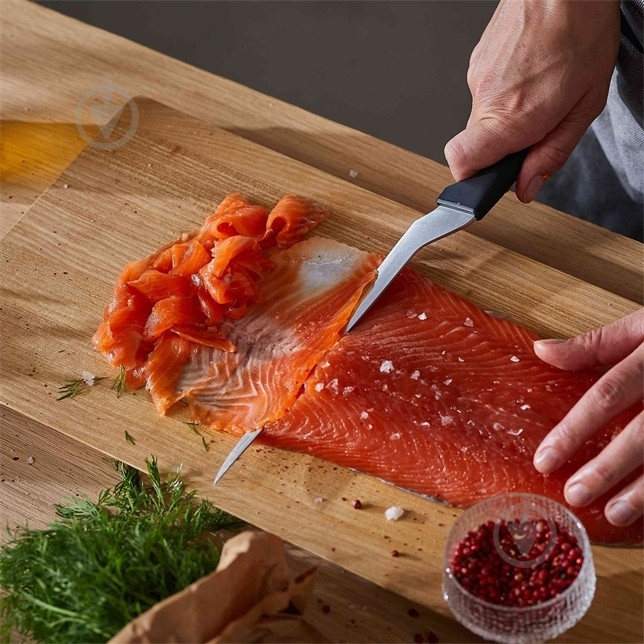 Нож филейный Fiskars Hard Edge 21,7 см (1054946) - фото 7 Нож филейный Fiskars Hard Edge 21,7 см (1054946) - фото 7