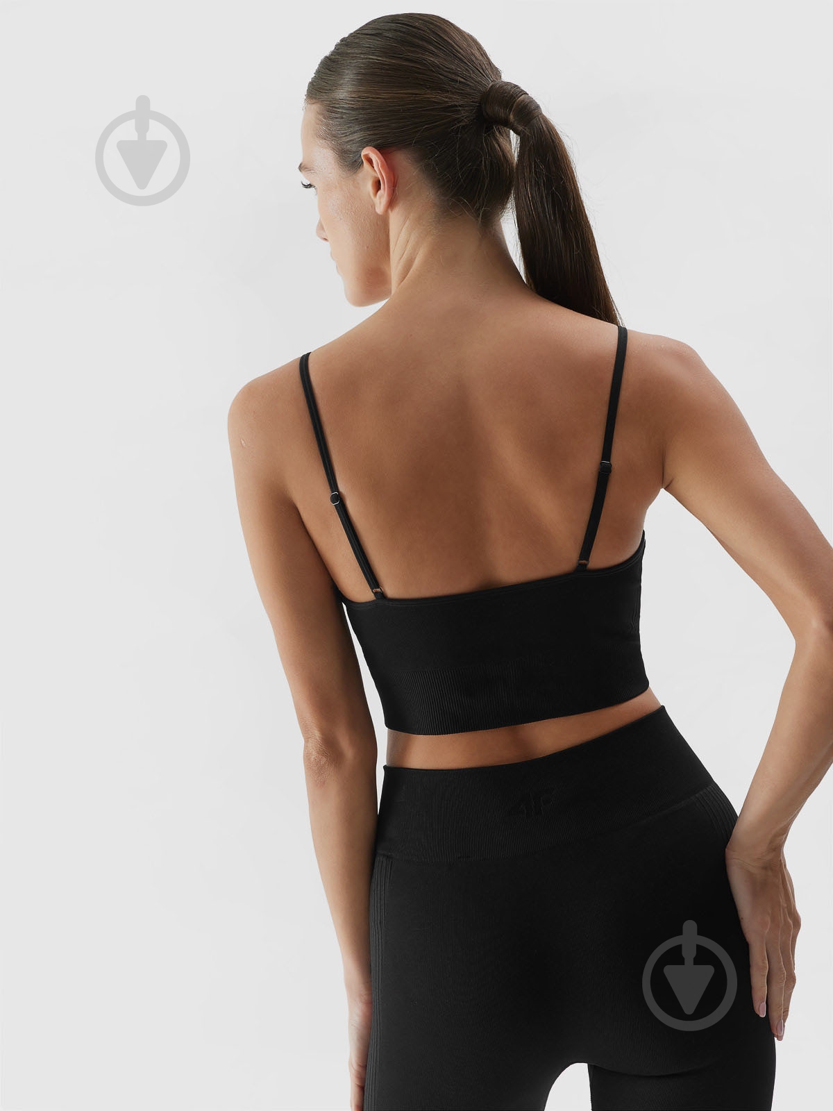 Бра 4F SPORT BRA F111 4FRAW23USBAF111-20S р.XS-S черный - фото 4 Бра 4F SPORT BRA F111 4FRAW23USBAF111-20S р.XS-S черный - фото 4