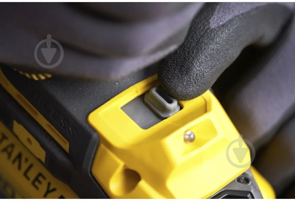 Гайковерт аккумуляторный Stanley FatMax 950 Нм SFMCF940M1 - фото 18