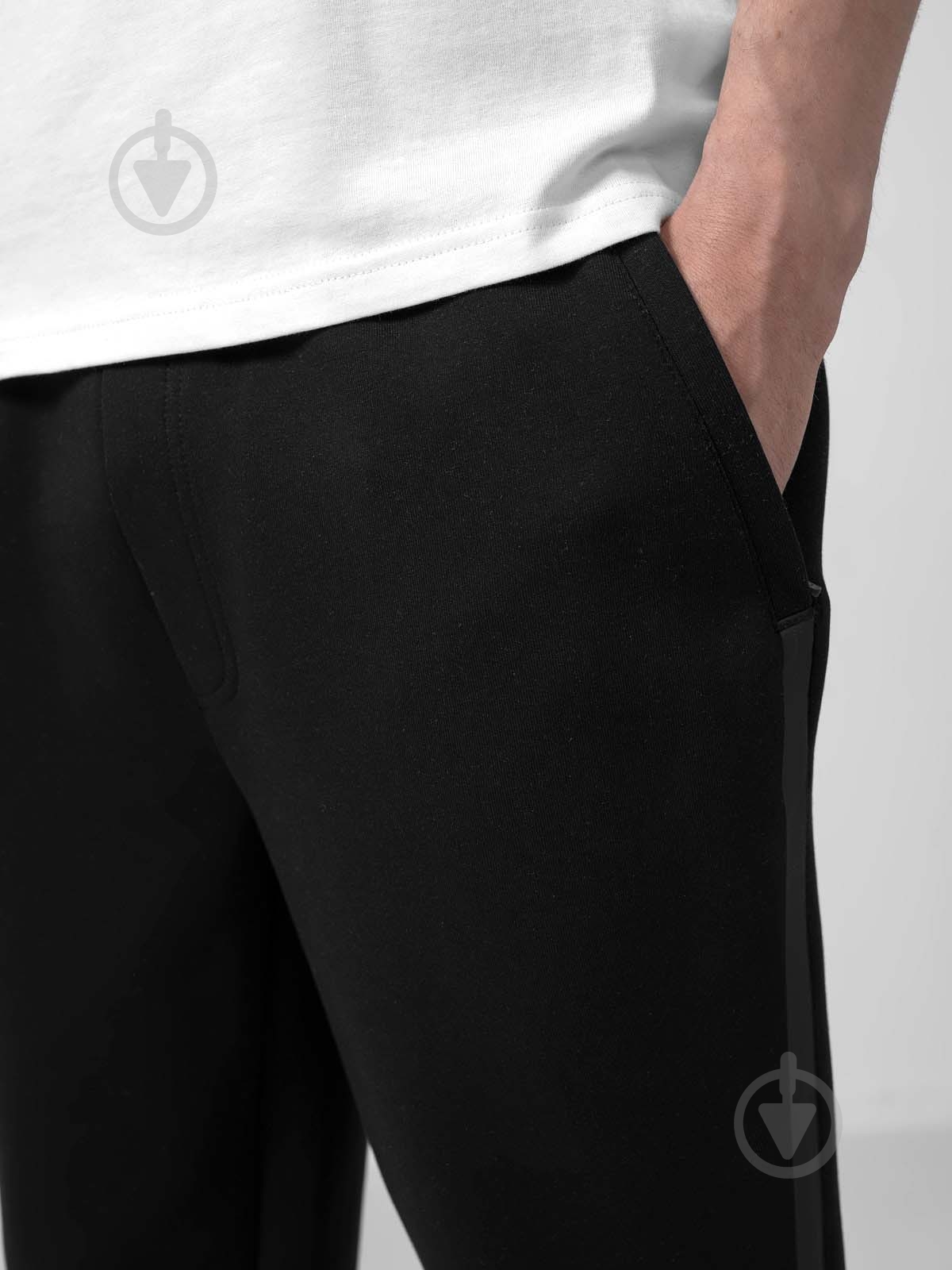 Брюки 4F 4FAW21TTROM007-20S р. S черный - фото 5 Брюки 4F 4FAW21TTROM007-20S р. S черный - фото 5