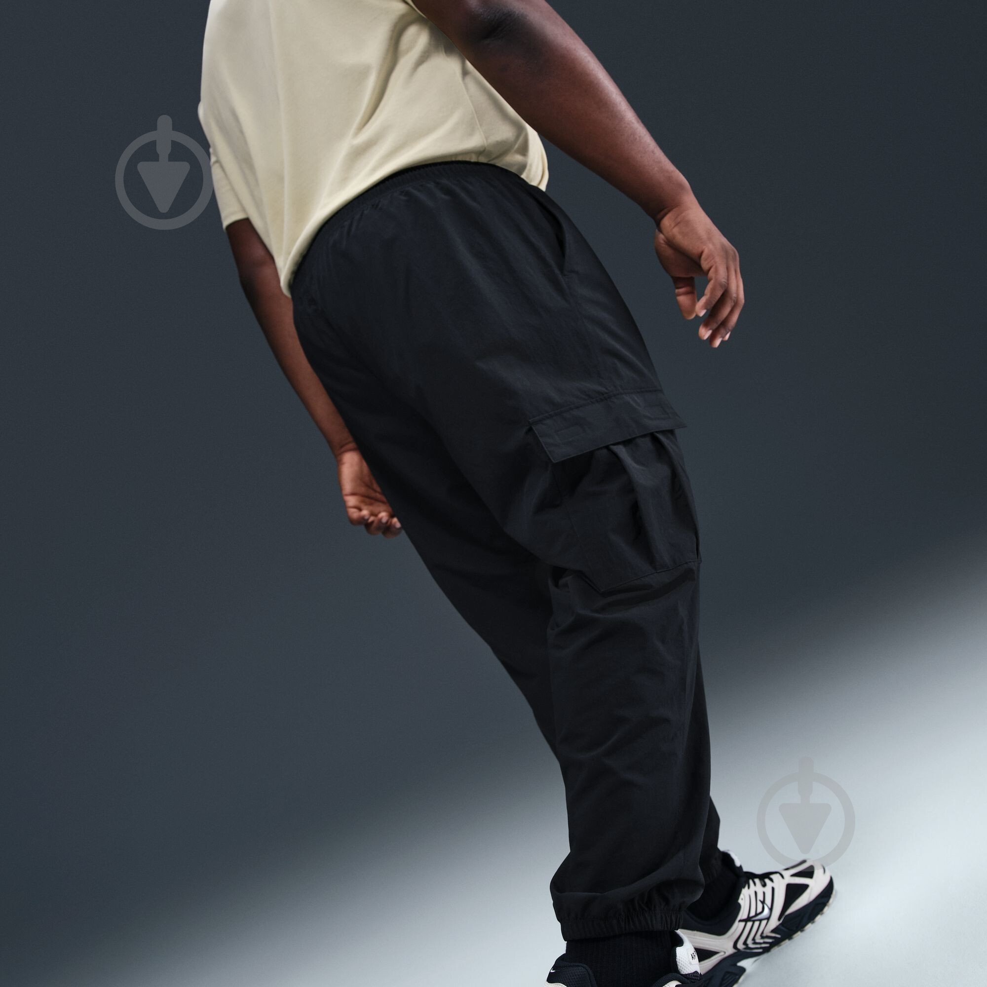 Брюки Nike M NK CLUB WVN CARGO PANT HJ1990-010 р. L черный - фото 16