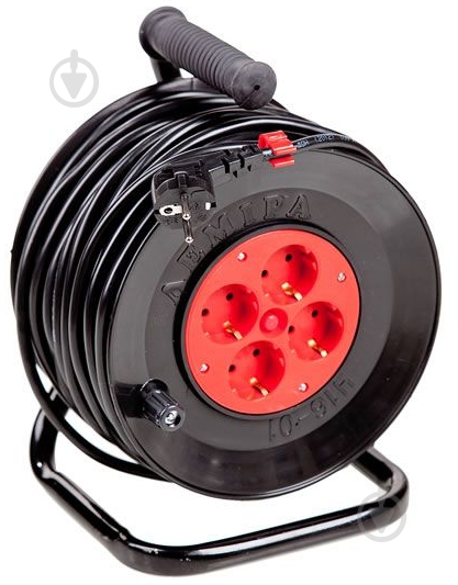 Подовжувач на котушці Леміра із заземленням 4 гн. чорний із червоним 25 м У16-01-01 3х1,5 - фото 1 Подовжувач на котушці Леміра із заземленням 4 гн. чорний із червоним 25 м У16-01-01 3х1,5 - фото 1