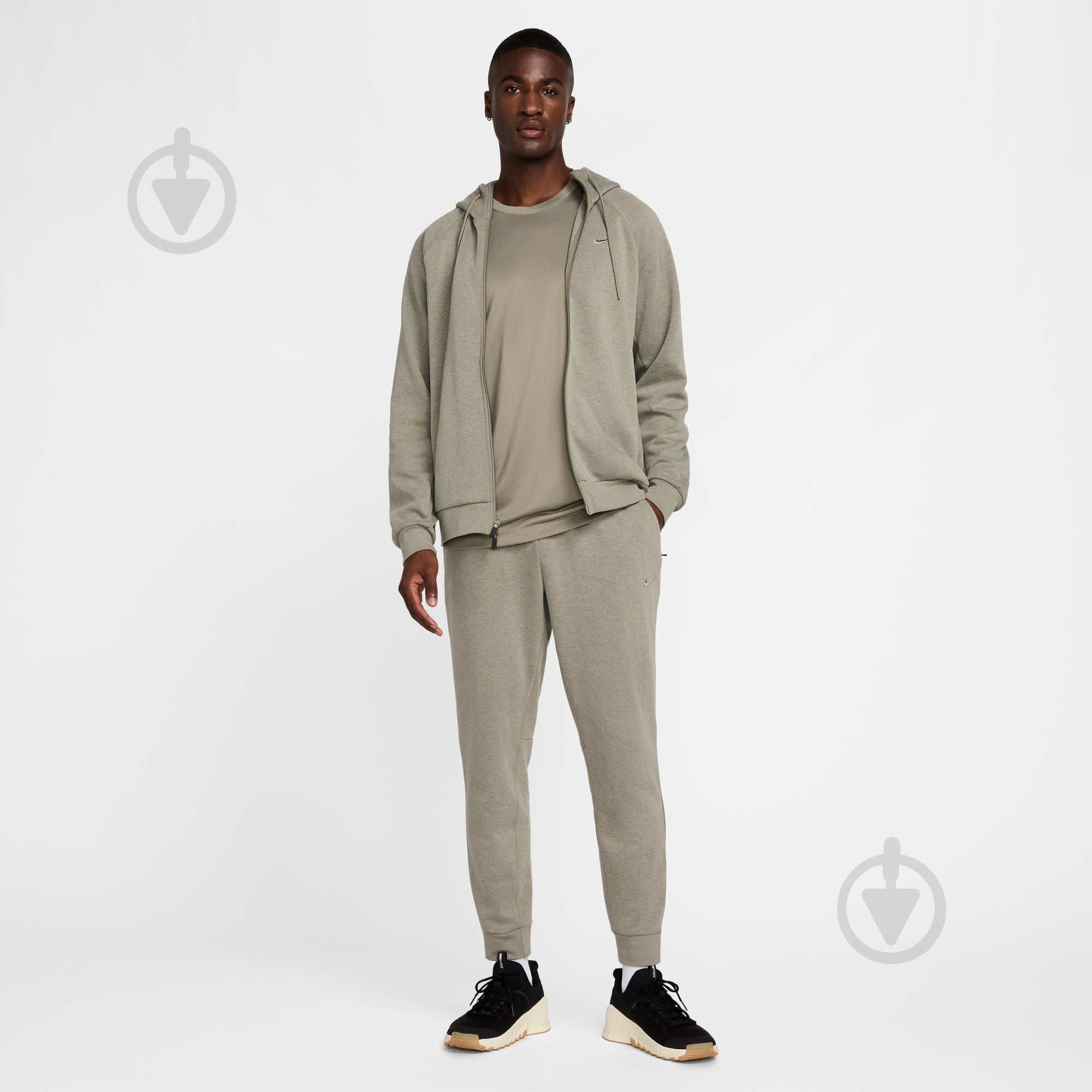 Брюки Nike M NK DF UV PRIMARY JOGGER PANT FZ0975-320 р. XL хаки - фото 7 Брюки Nike M NK DF UV PRIMARY JOGGER PANT FZ0975-320 р. XL хаки - фото 7