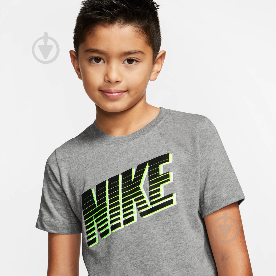 Футболка Nike NSW Tee Block CU4570-063 р.S серый - фото 6 Футболка Nike NSW Tee Block CU4570-063 р.S серый - фото 6